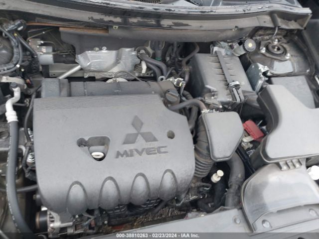 Photo 9 VIN: JA4AD3A3XLZ029776 - MITSUBISHI OUTLANDER 