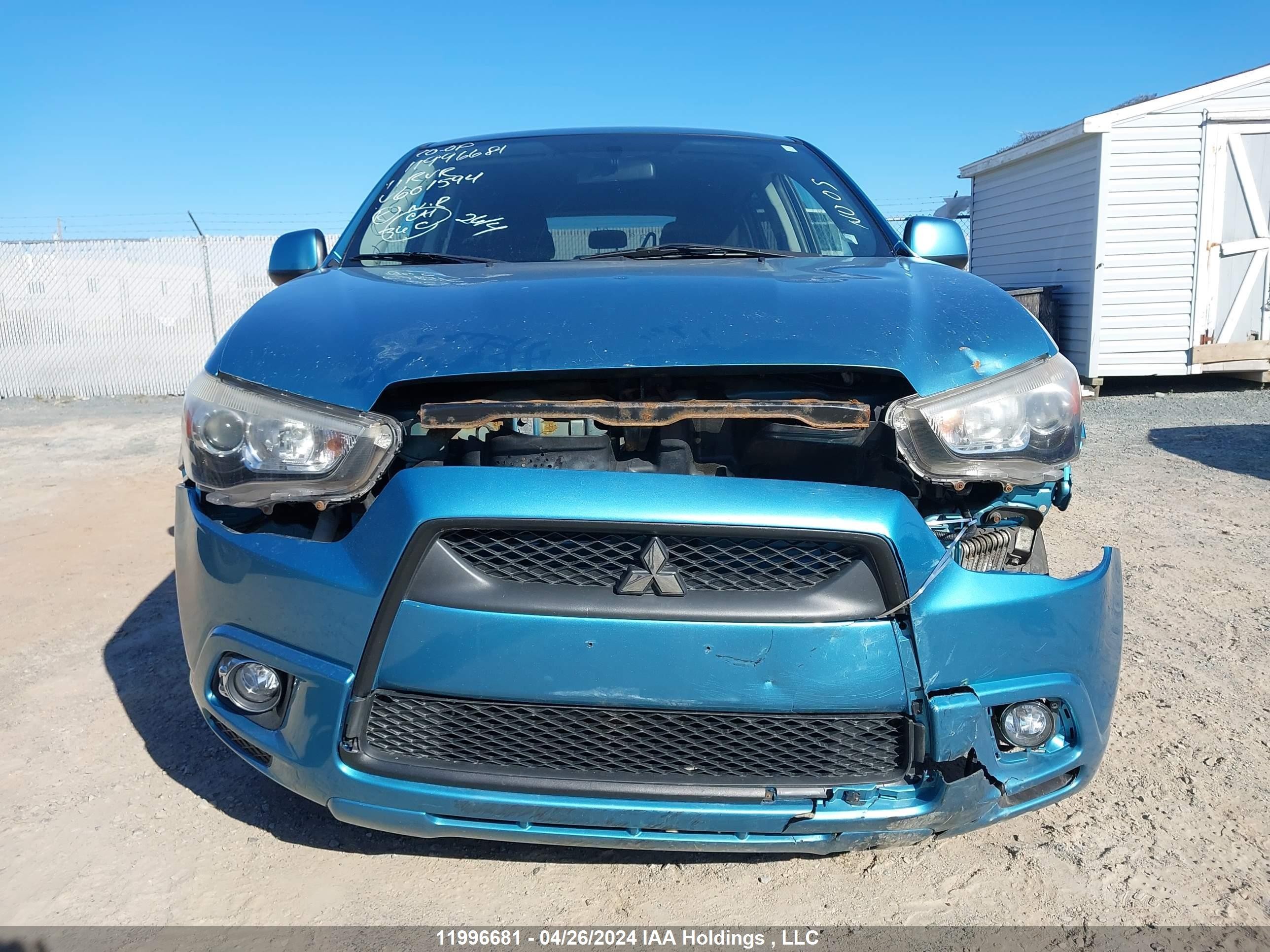 Photo 12 VIN: JA4AH3AU0BZ601594 - MITSUBISHI RVR 