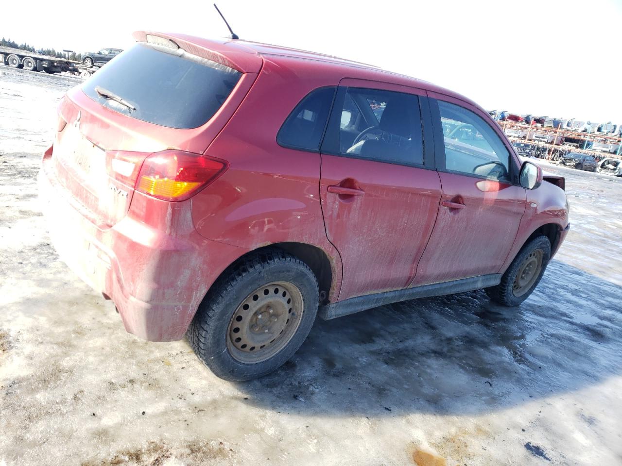 Photo 2 VIN: JA4AH3AU1BZ600731 - MITSUBISHI OUTLANDER 