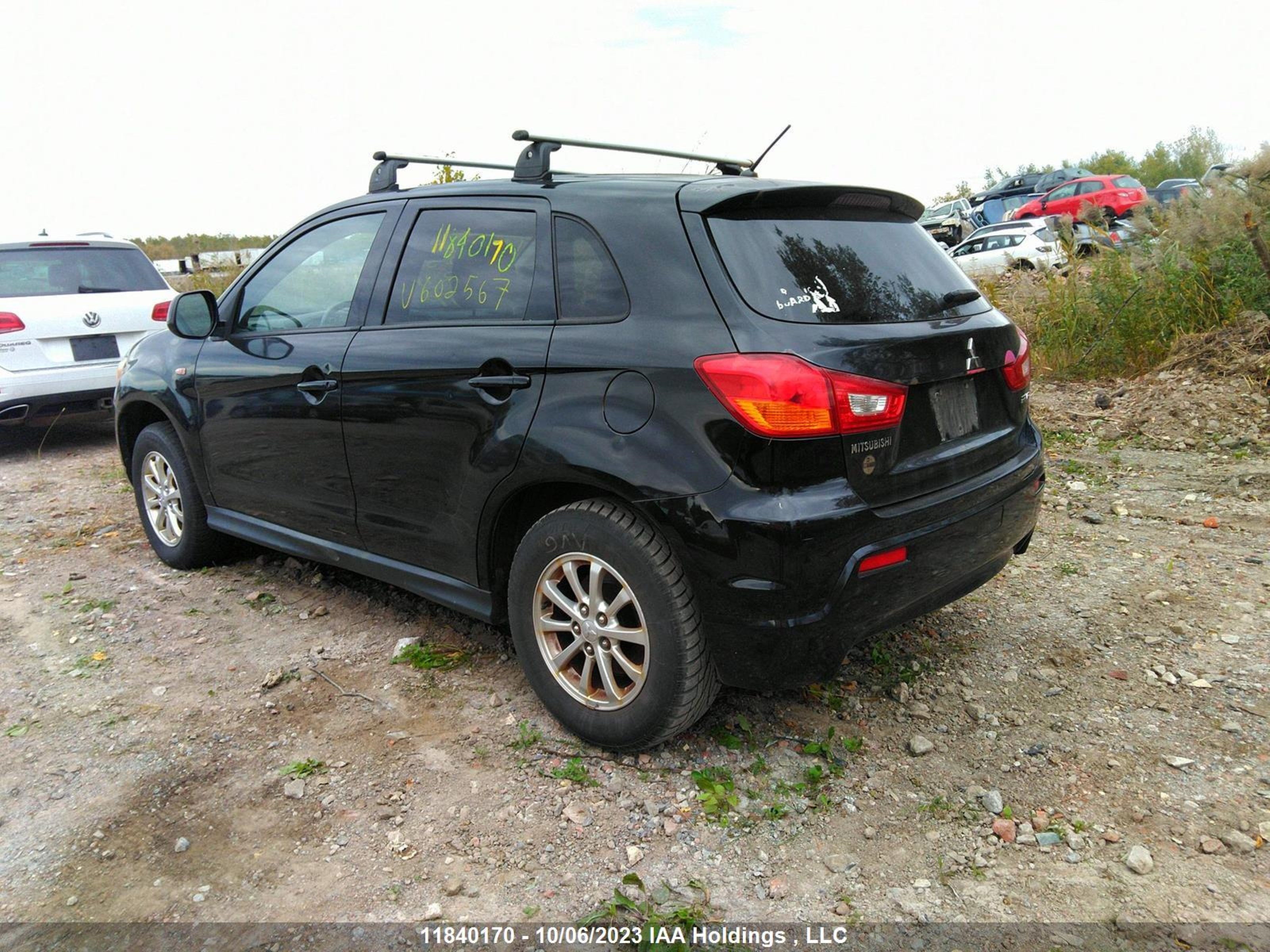 Photo 2 VIN: JA4AH3AU2BZ602567 - MITSUBISHI RVR 