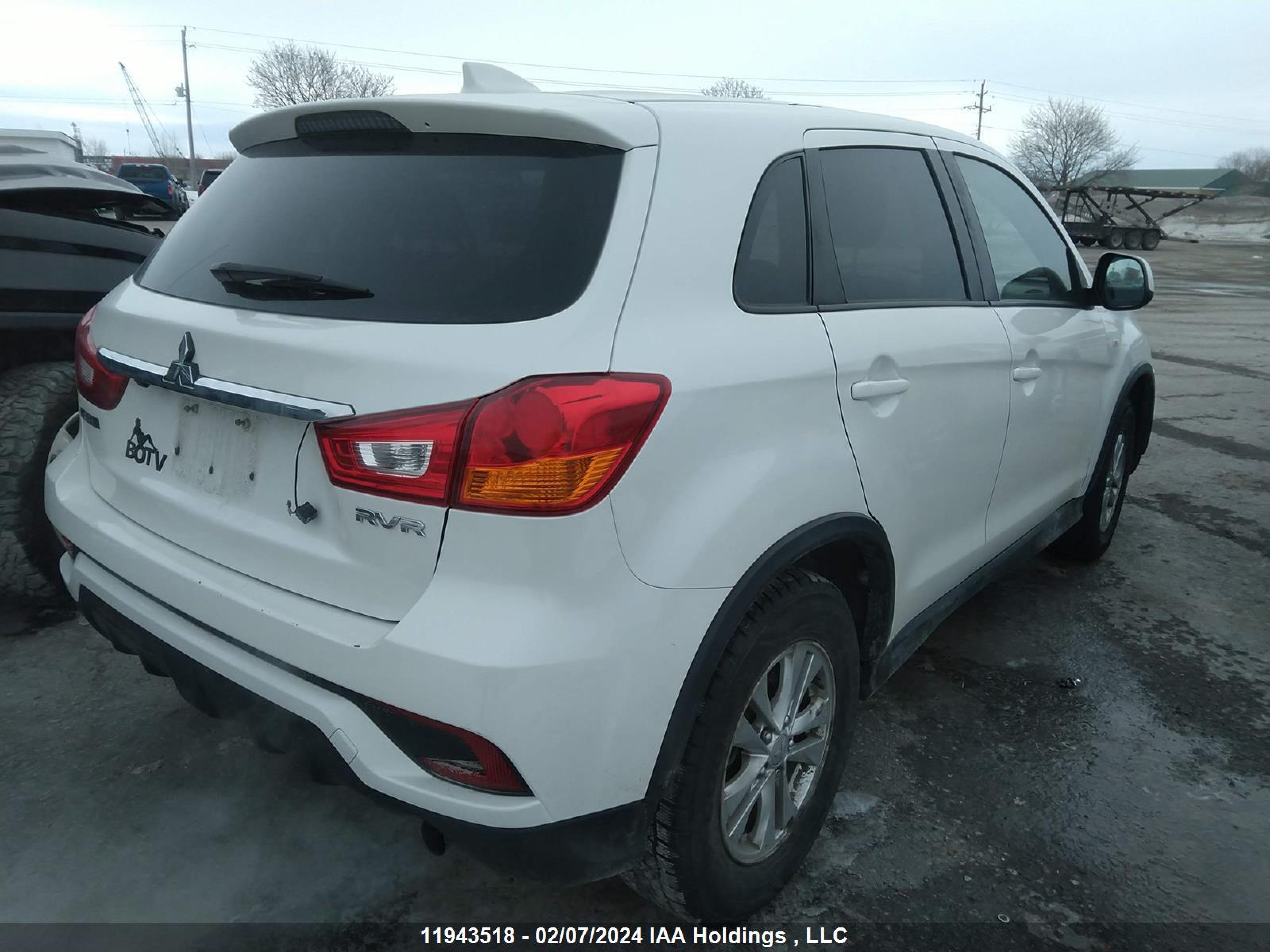 Photo 3 VIN: JA4AH3AU2KU600301 - MITSUBISHI RVR 