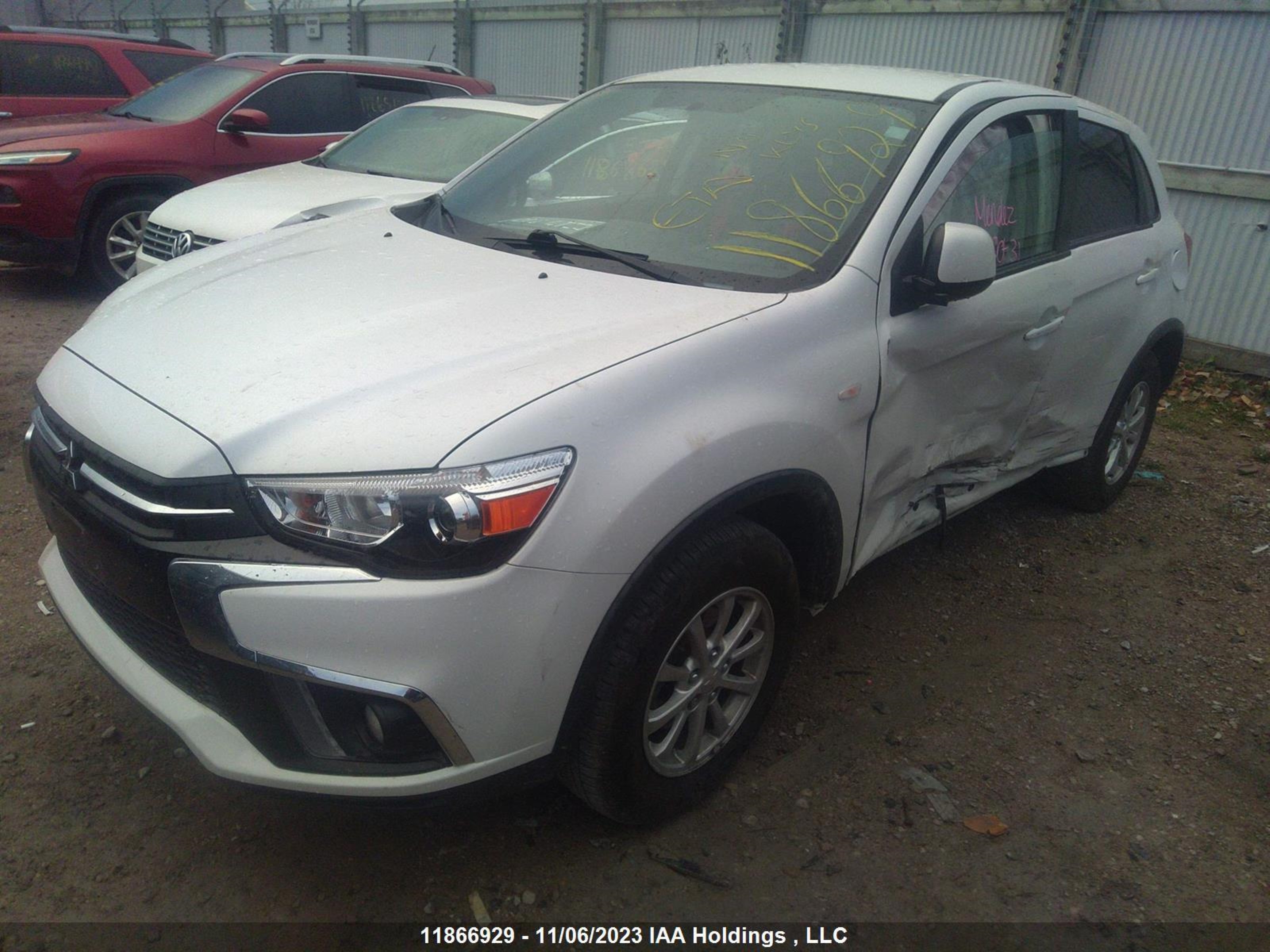 Photo 1 VIN: JA4AH3AU7JU602298 - MITSUBISHI RVR 