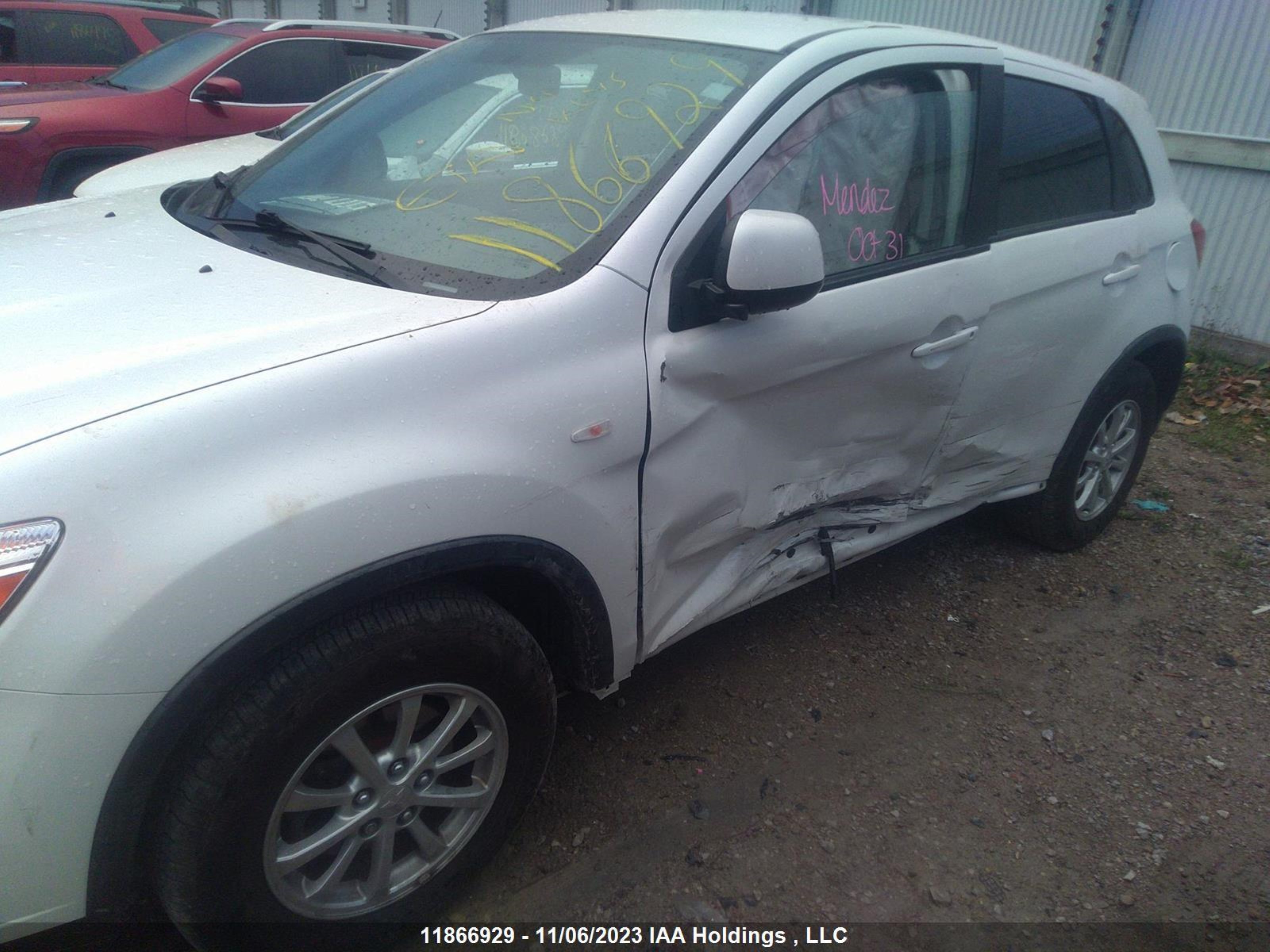 Photo 5 VIN: JA4AH3AU7JU602298 - MITSUBISHI RVR 