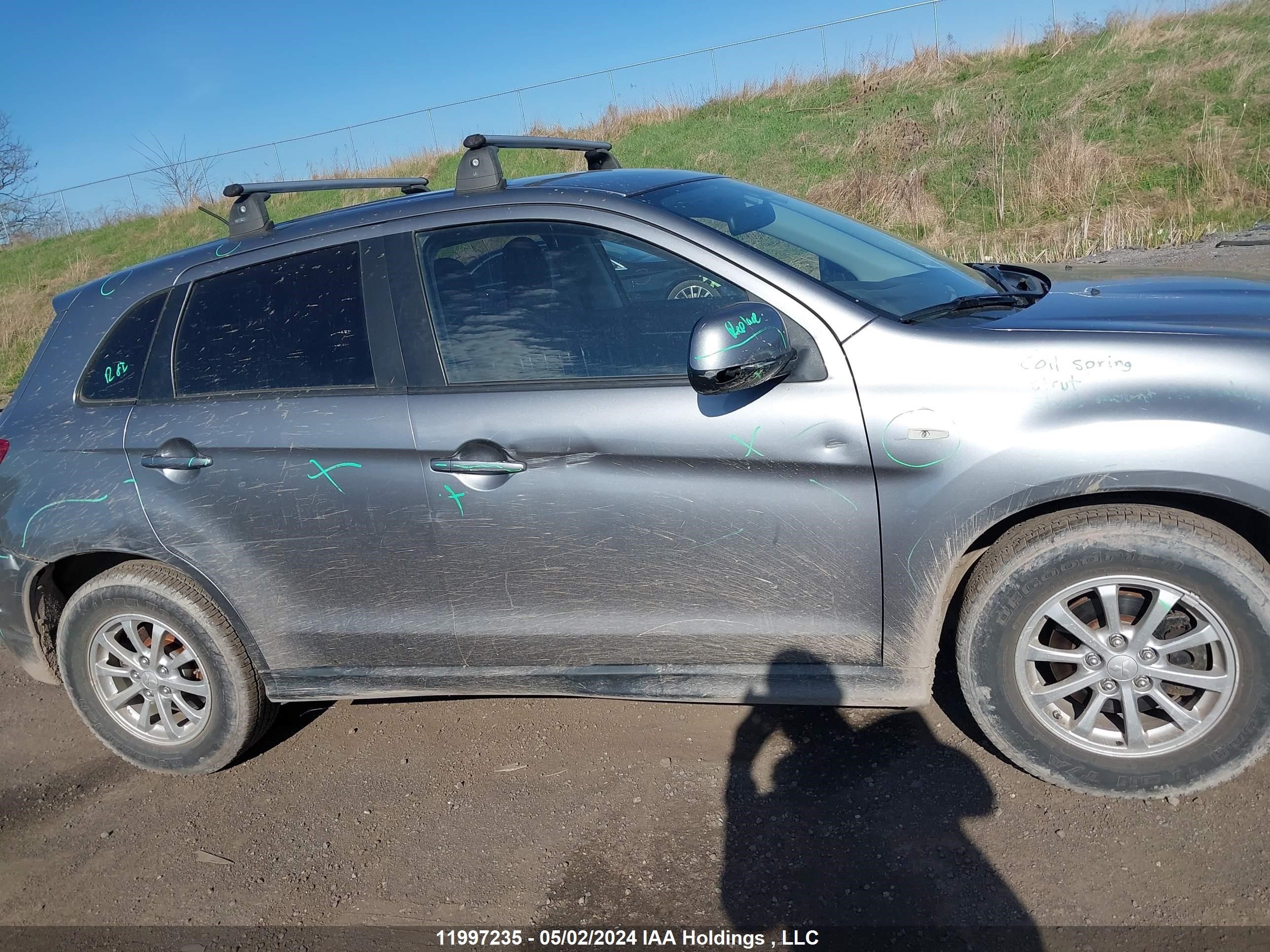 Photo 12 VIN: JA4AH3AU9BZ603568 - MITSUBISHI RVR 