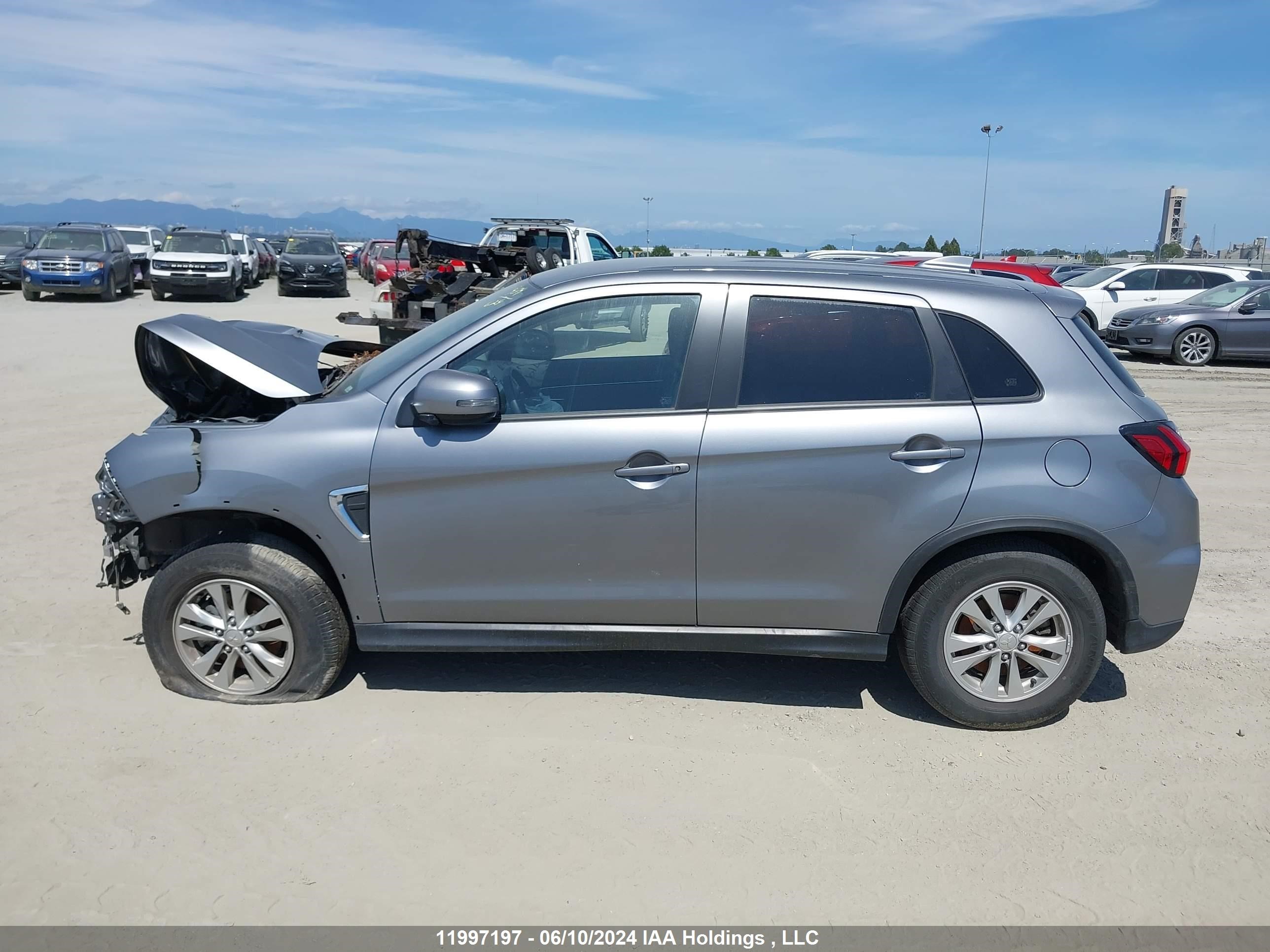 Photo 14 VIN: JA4AHUAU0PU602707 - MITSUBISHI RVR 