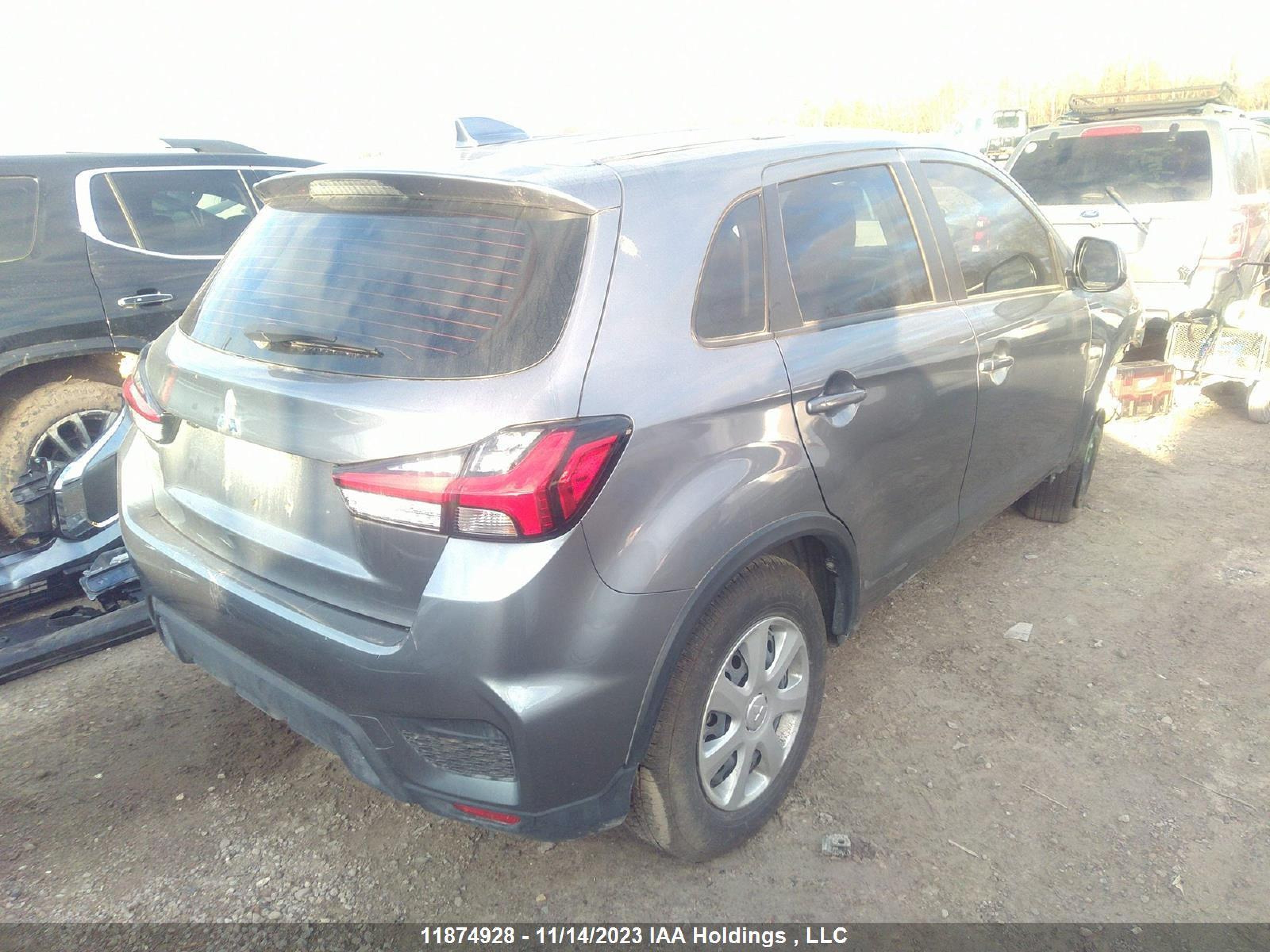 Photo 3 VIN: JA4AHUAU8PU602387 - MITSUBISHI RVR 