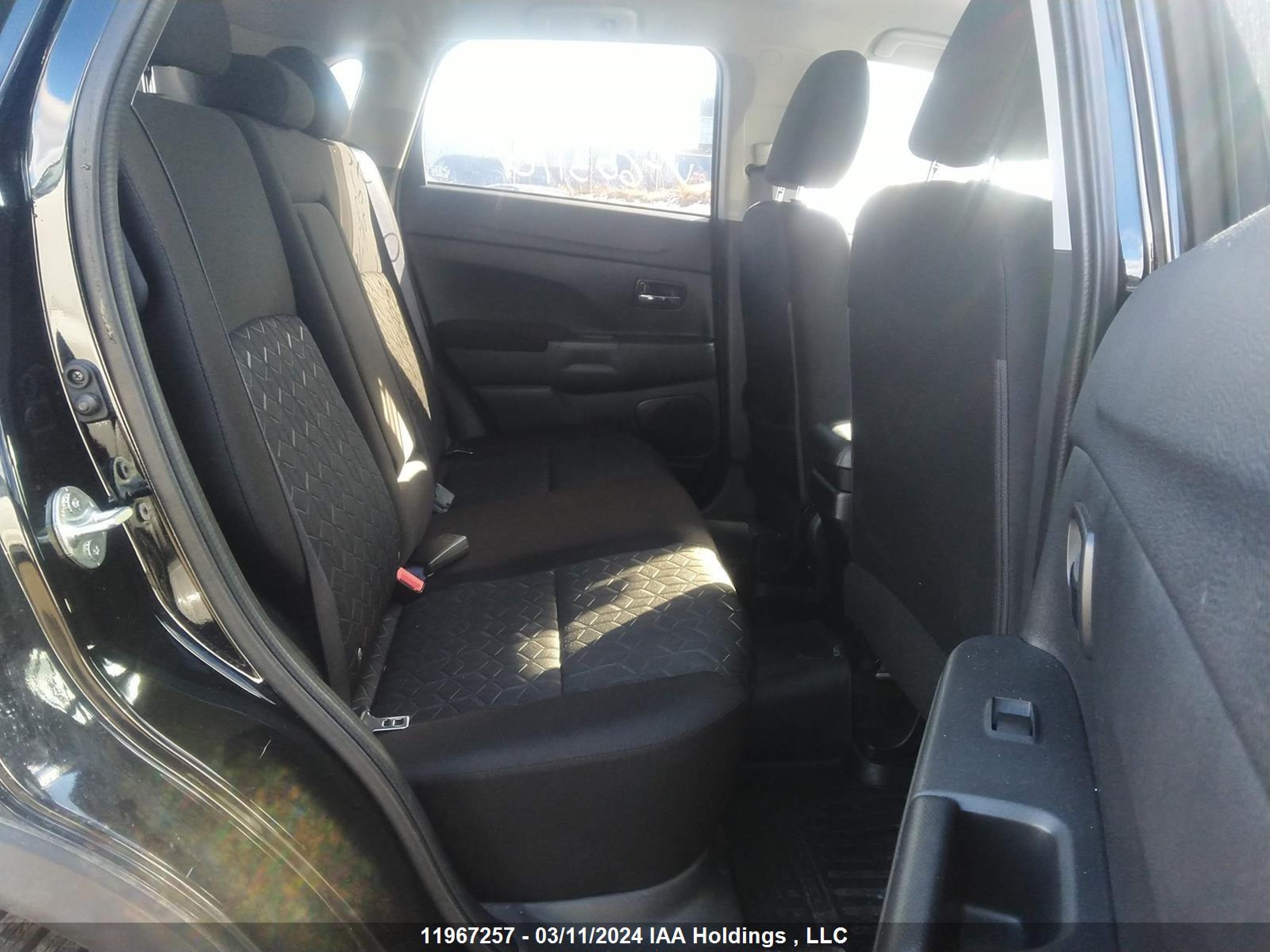 Photo 7 VIN: JA4AHUAU9MU603110 - MITSUBISHI RVR 