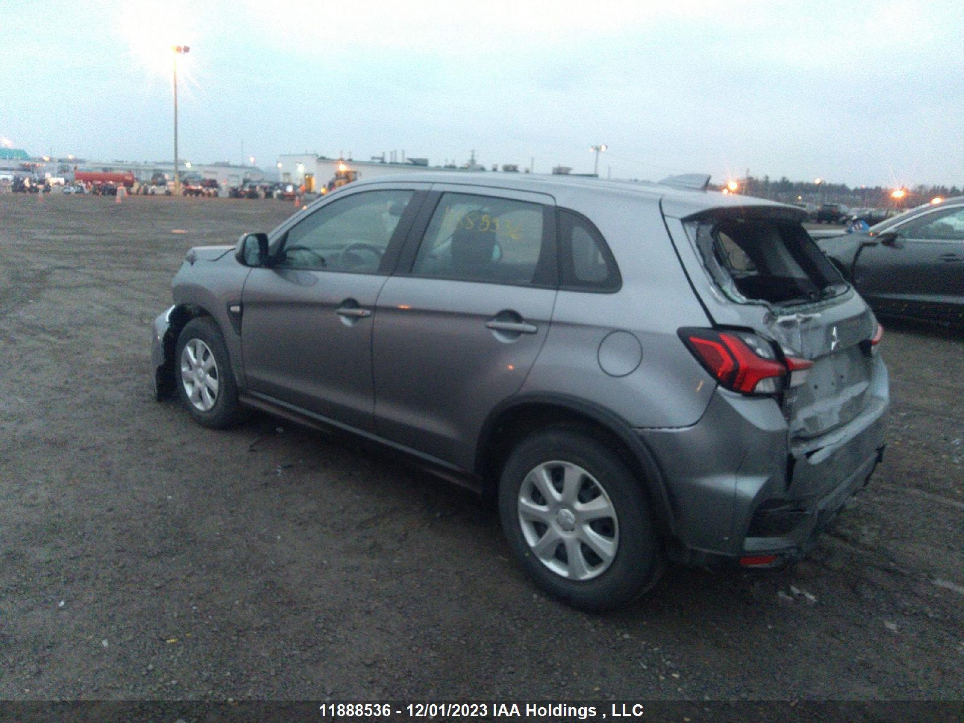 Photo 2 VIN: JA4AJ3AU0LU600464 - MITSUBISHI RVR 