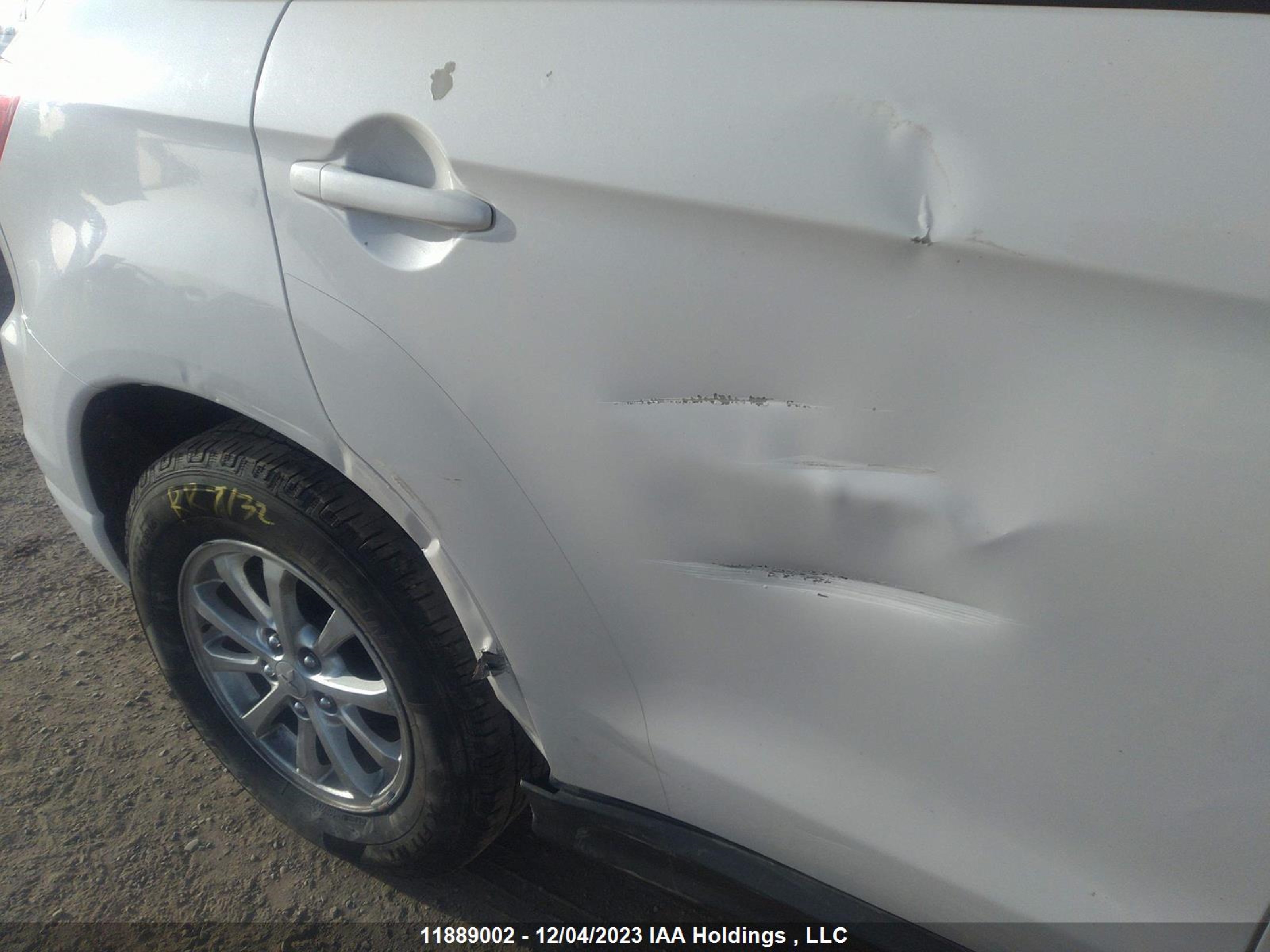 Photo 5 VIN: JA4AJ3AU1BZ602743 - MITSUBISHI RVR 