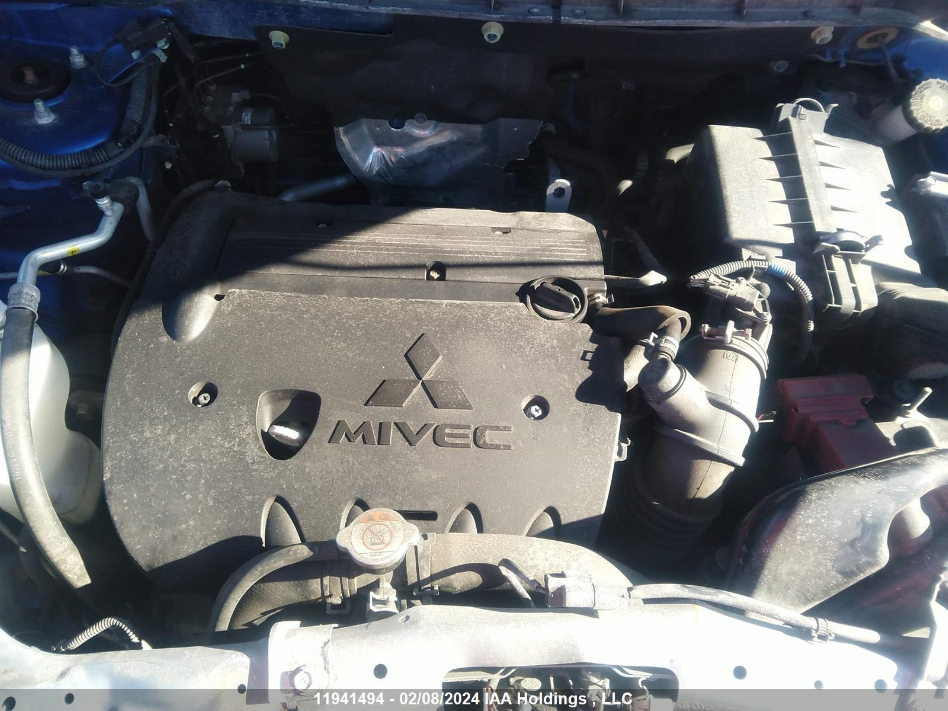 Photo 9 VIN: JA4AJ3AU1LU603468 - MITSUBISHI RVR 