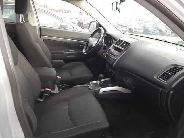 Photo 4 VIN: JA4AJ3AU3BZ604610 - MITSUBISHI RVR SE 