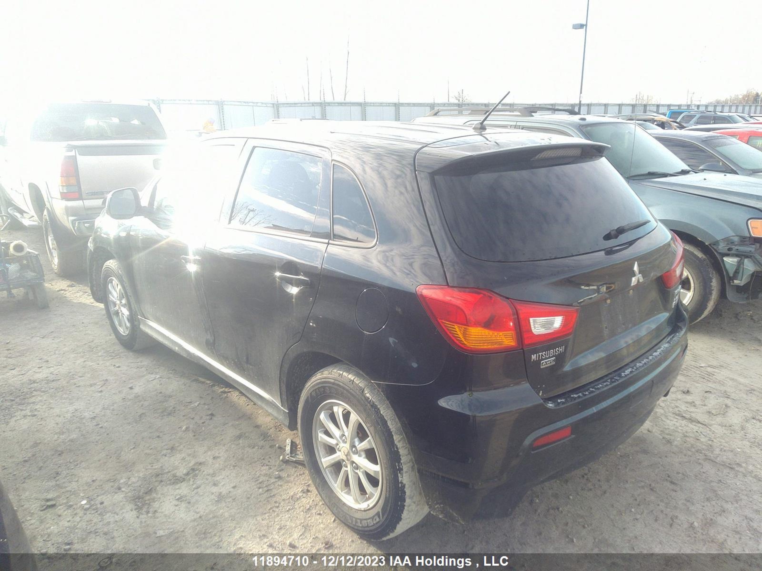 Photo 2 VIN: JA4AJ3AU3CZ604544 - MITSUBISHI RVR 