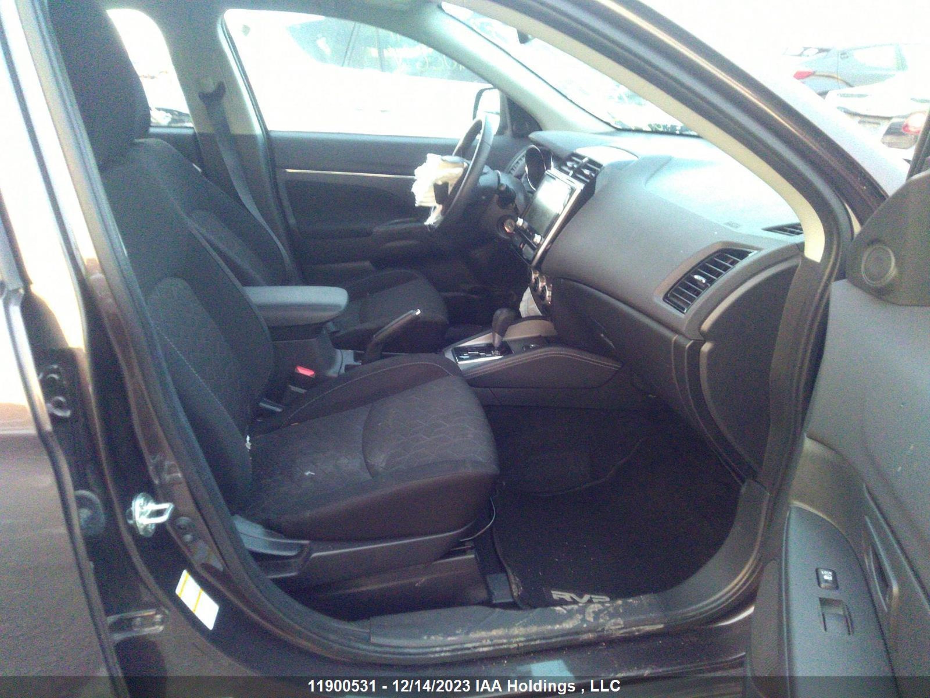 Photo 4 VIN: JA4AJ3AU3LU601771 - MITSUBISHI RVR 