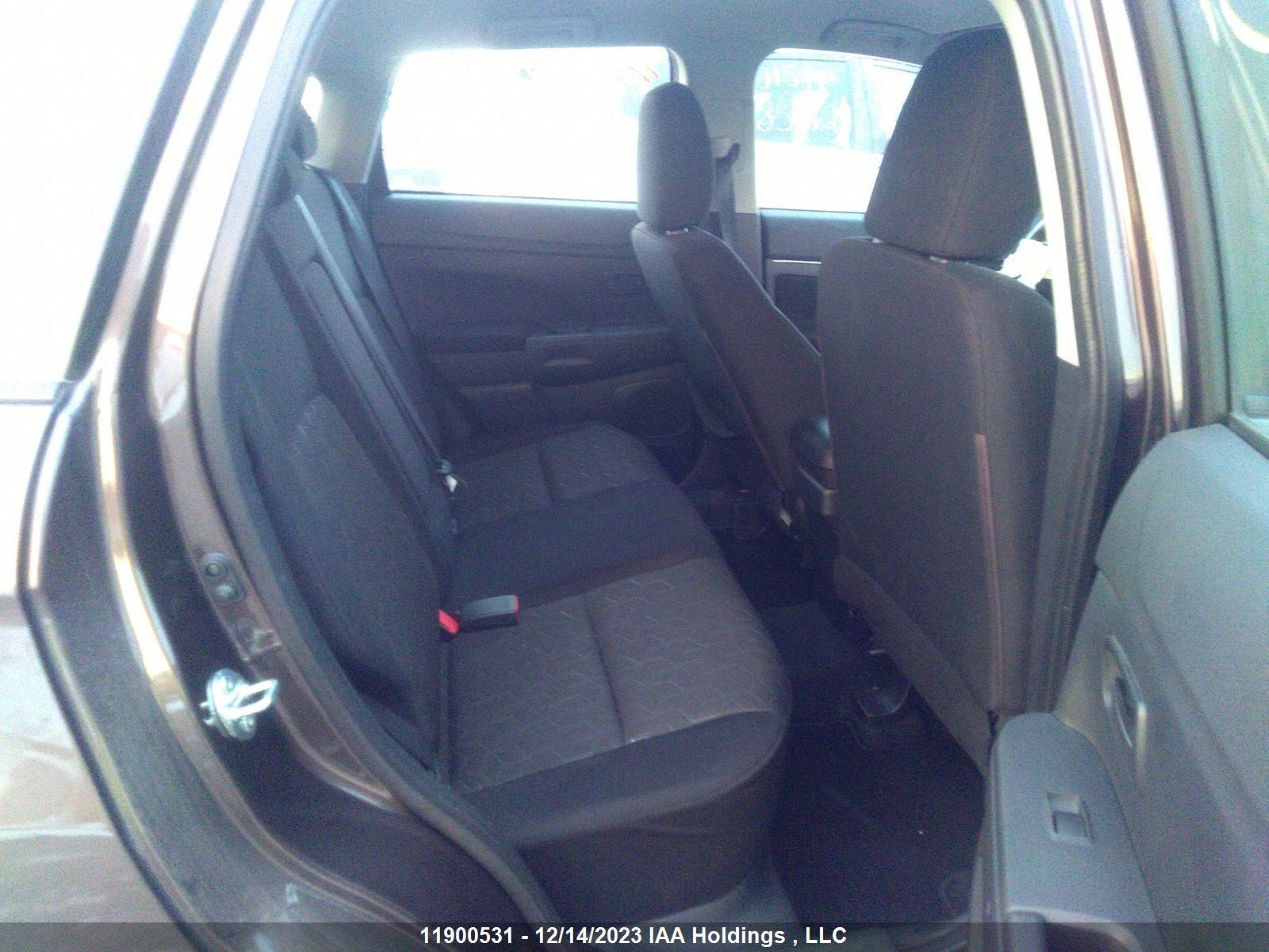 Photo 7 VIN: JA4AJ3AU3LU601771 - MITSUBISHI RVR 