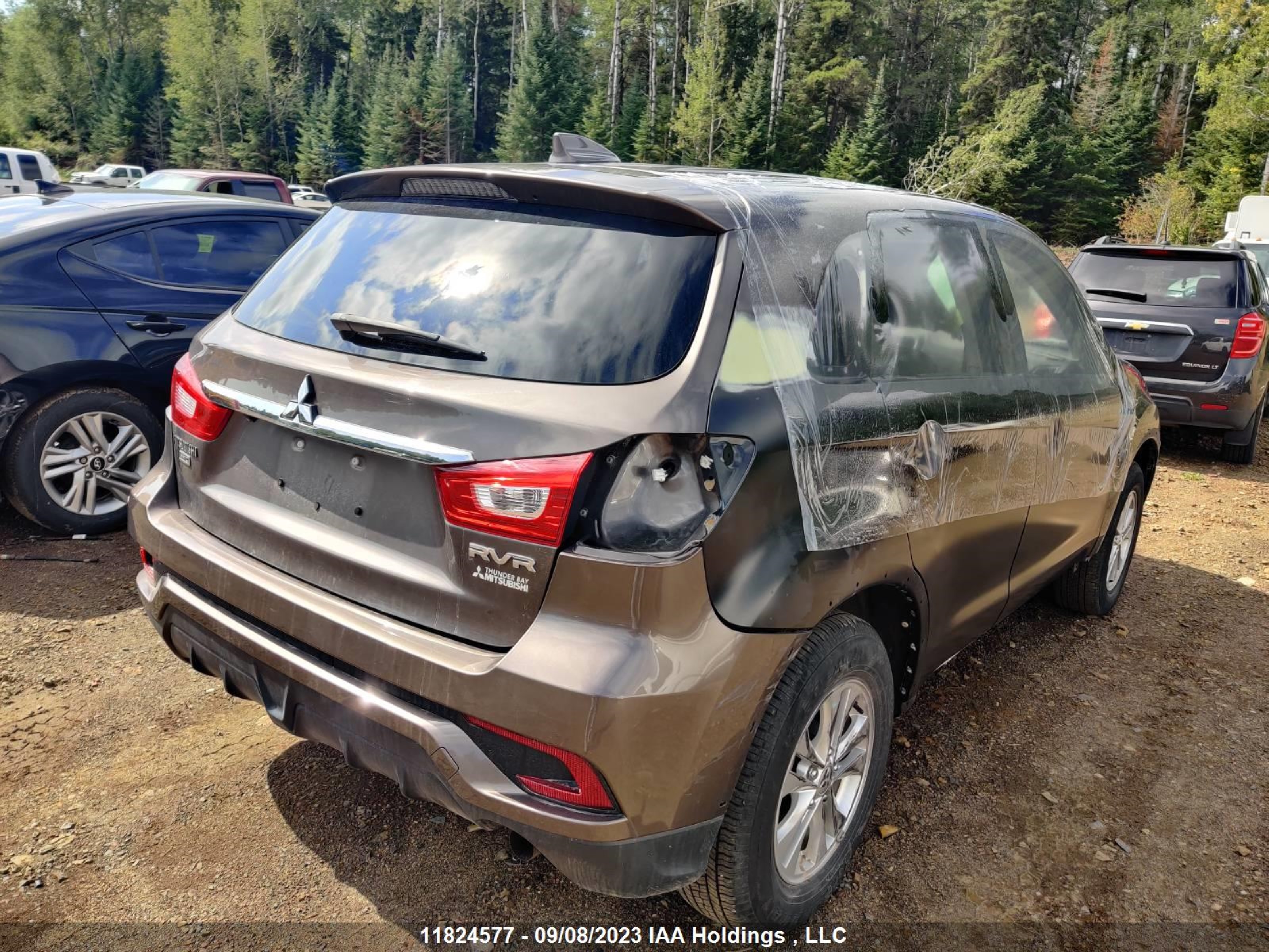 Photo 4 VIN: JA4AJ3AU4KU604869 - MITSUBISHI RVR 