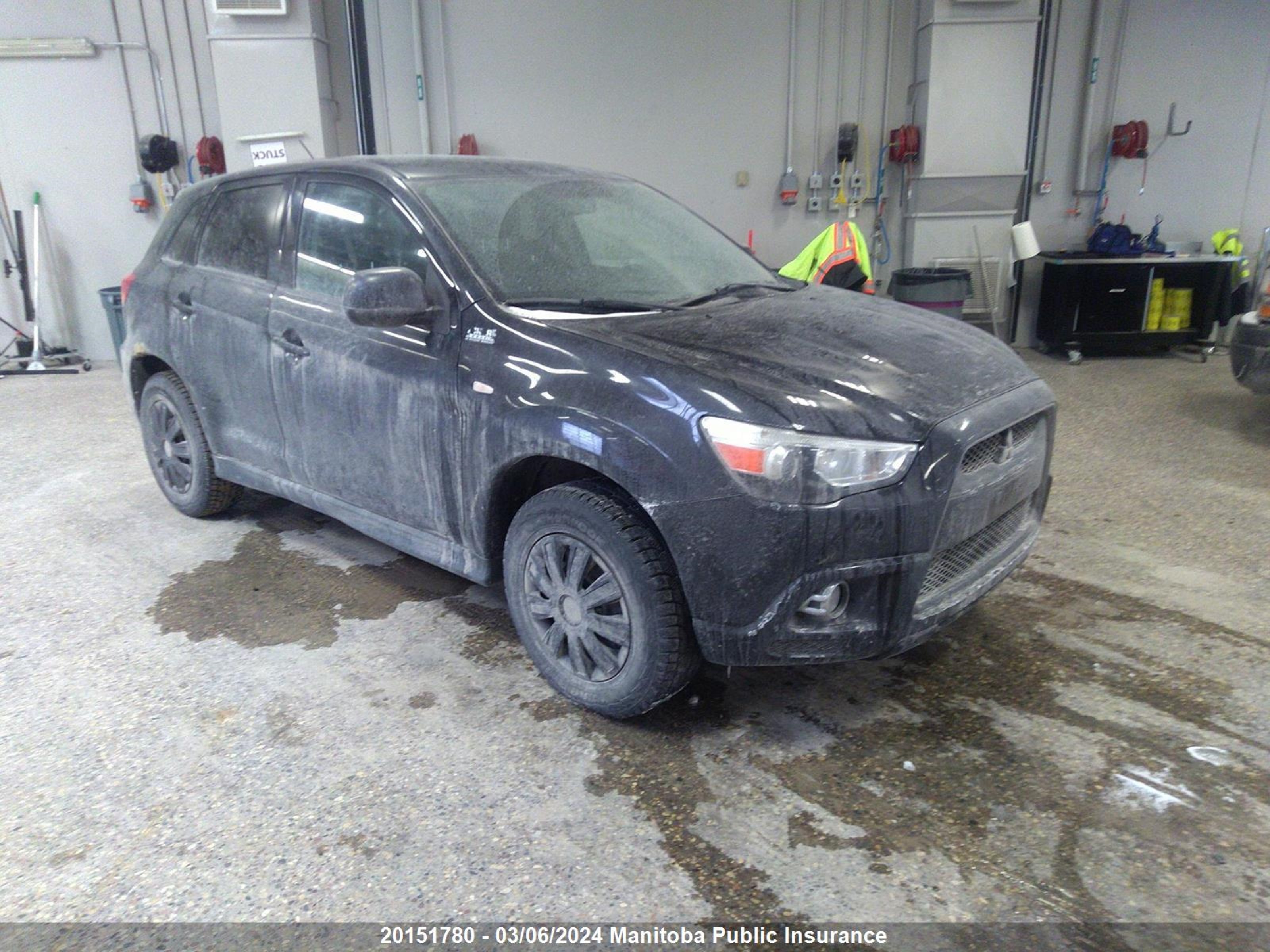 Photo 0 VIN: JA4AJ3AU5BZ602700 - MITSUBISHI RVR 