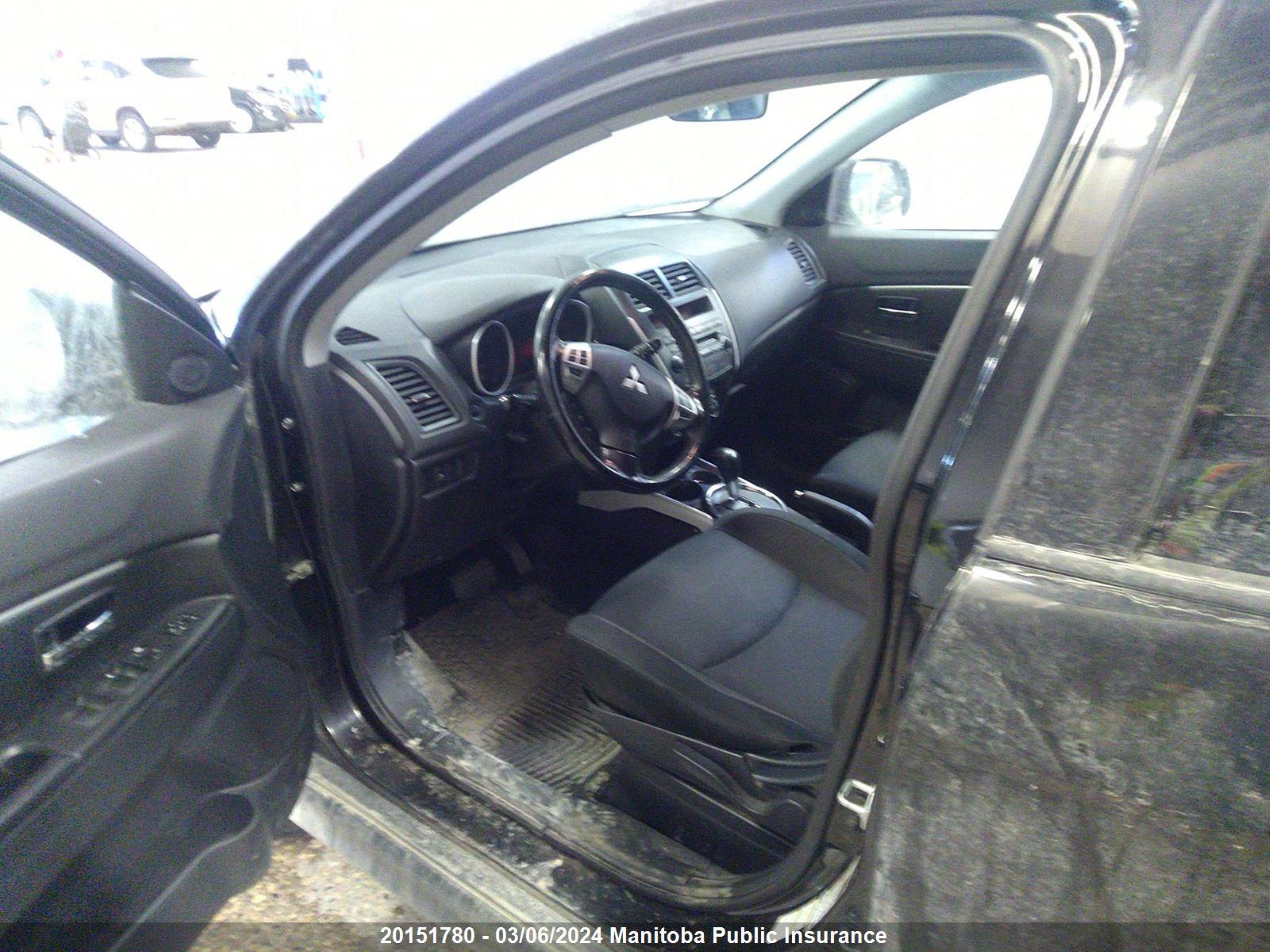 Photo 4 VIN: JA4AJ3AU5BZ602700 - MITSUBISHI RVR 