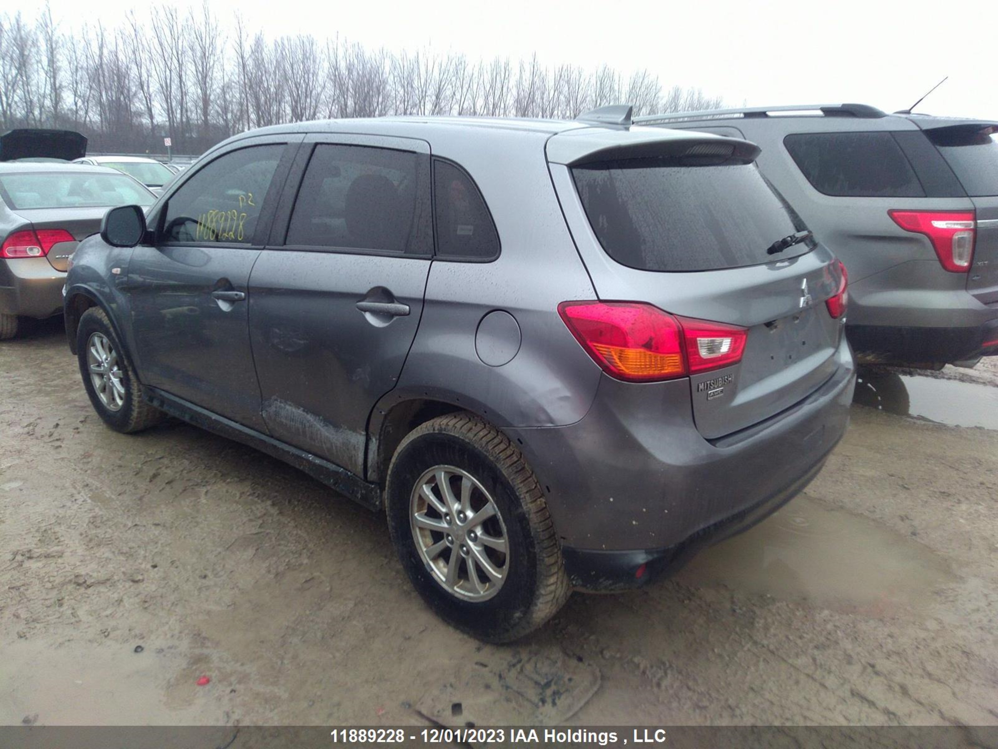 Photo 2 VIN: JA4AJ3AU5HZ610479 - MITSUBISHI RVR 