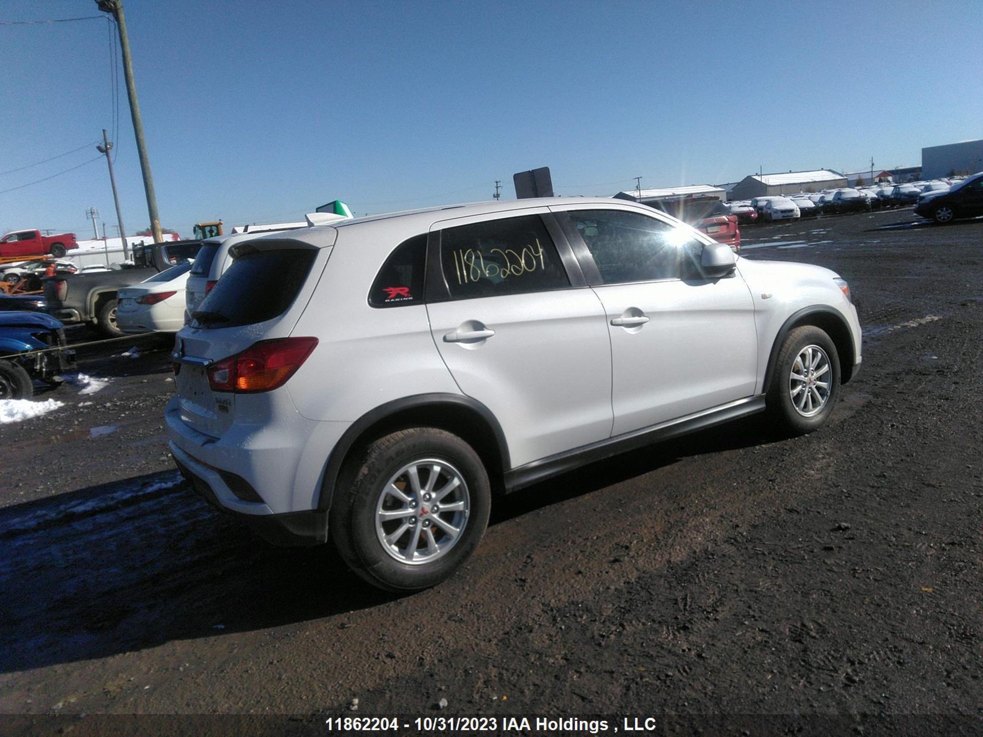 Photo 3 VIN: JA4AJ3AU5JU603079 - MITSUBISHI RVR 