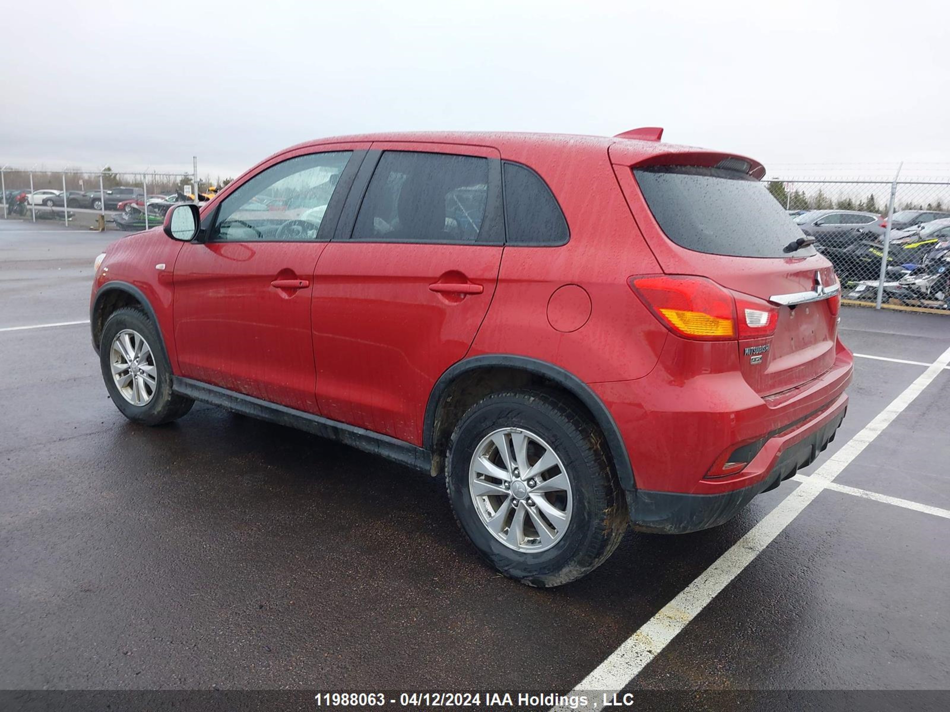 Photo 2 VIN: JA4AJ3AU5KU602564 - MITSUBISHI RVR 