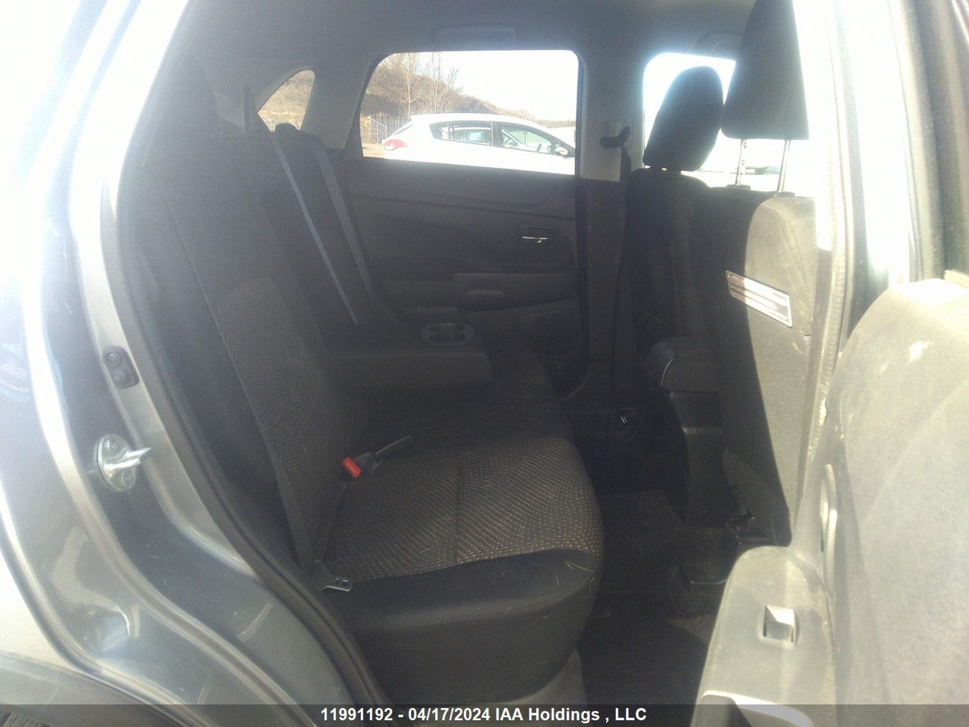 Photo 7 VIN: JA4AJ3AU6GZ605029 - MITSUBISHI RVR 