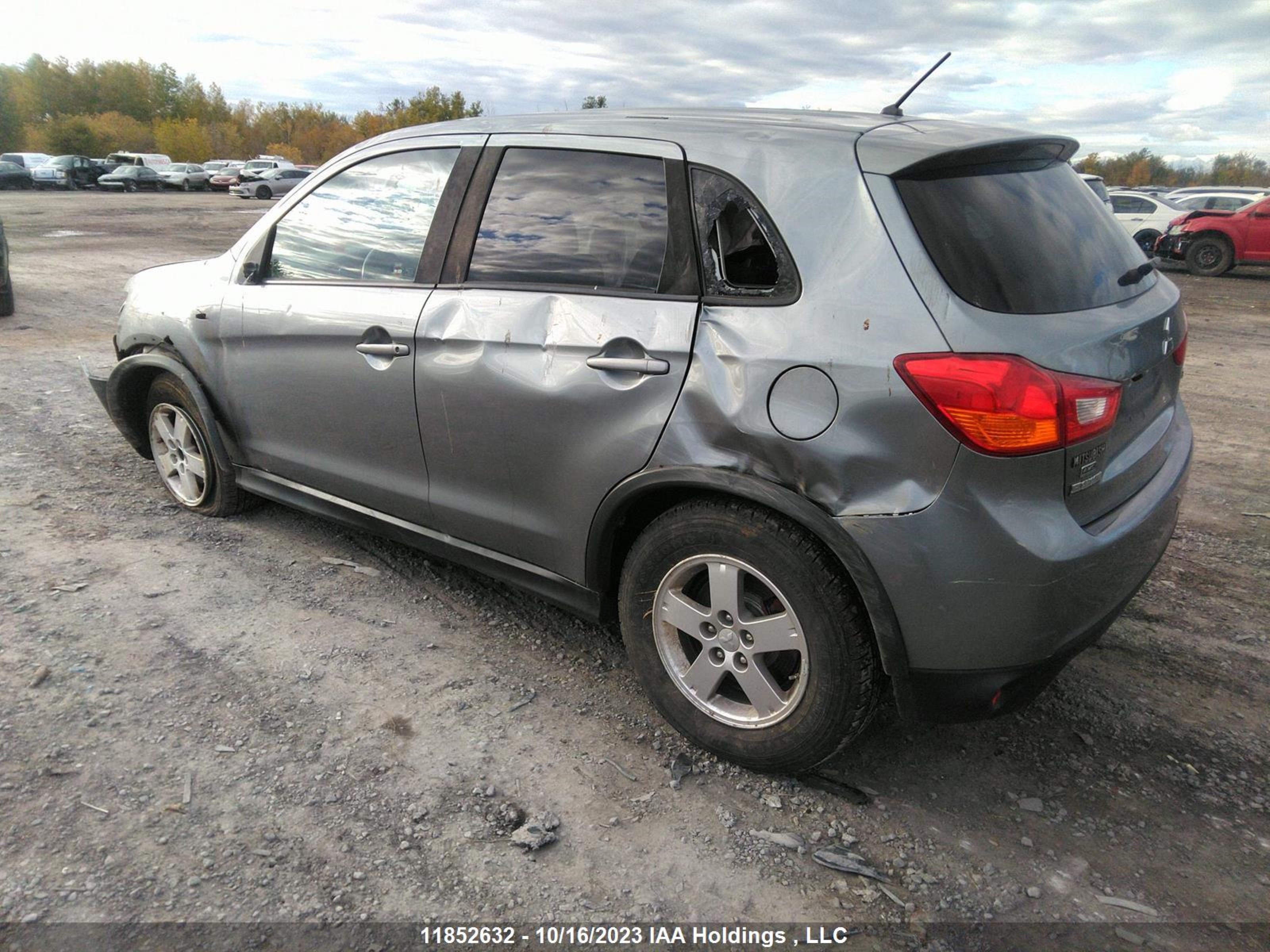 Photo 2 VIN: JA4AJ3AU7GZ606612 - MITSUBISHI RVR 