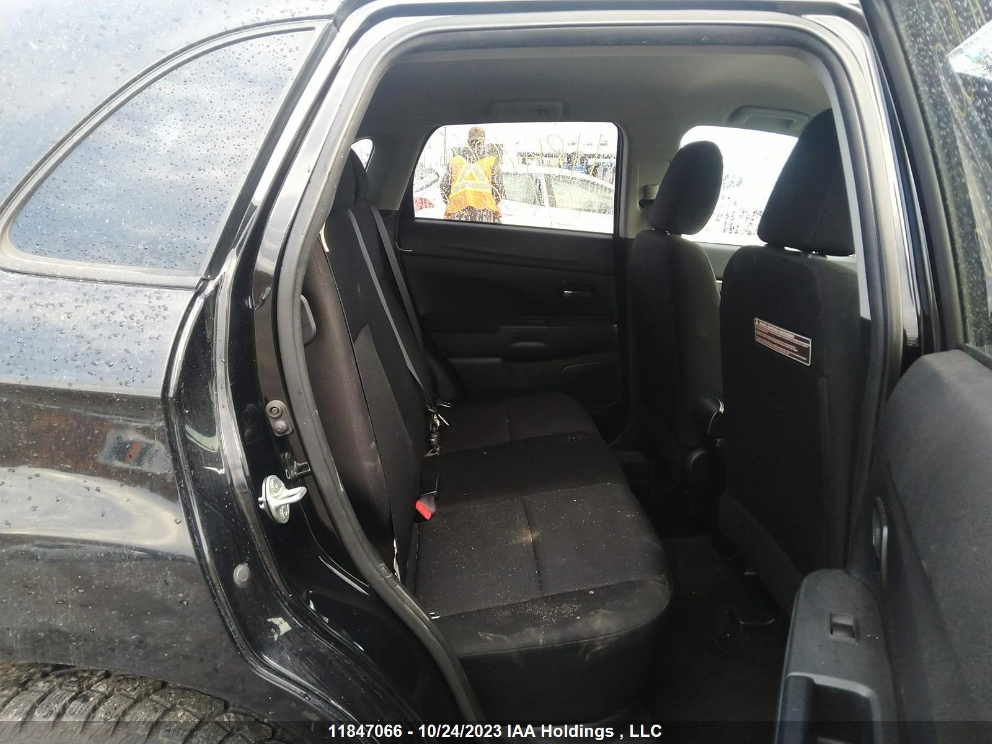 Photo 7 VIN: JA4AJ3AU9BZ606636 - MITSUBISHI RVR 