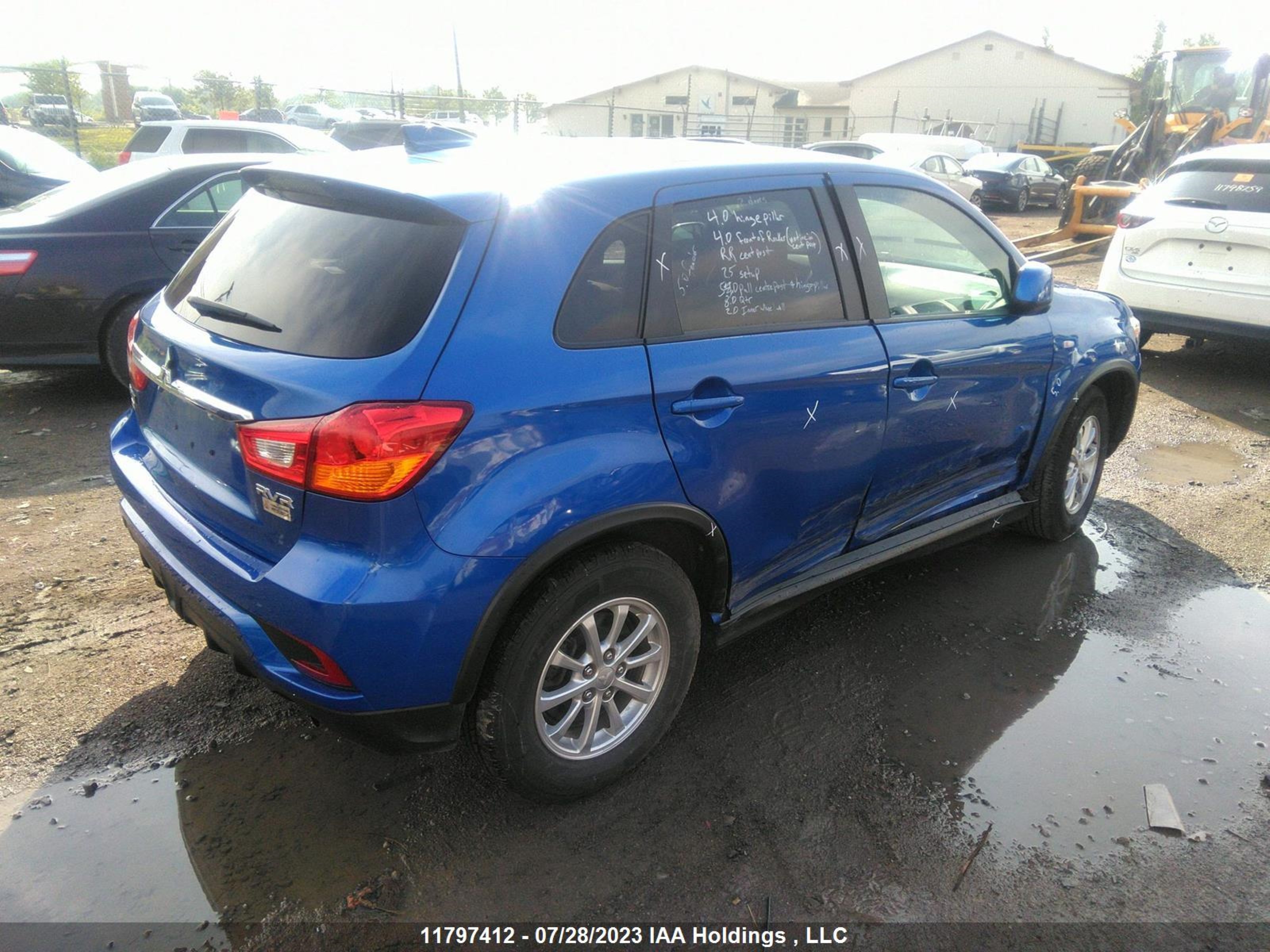 Photo 3 VIN: JA4AJ3AU9JU602890 - MITSUBISHI RVR 