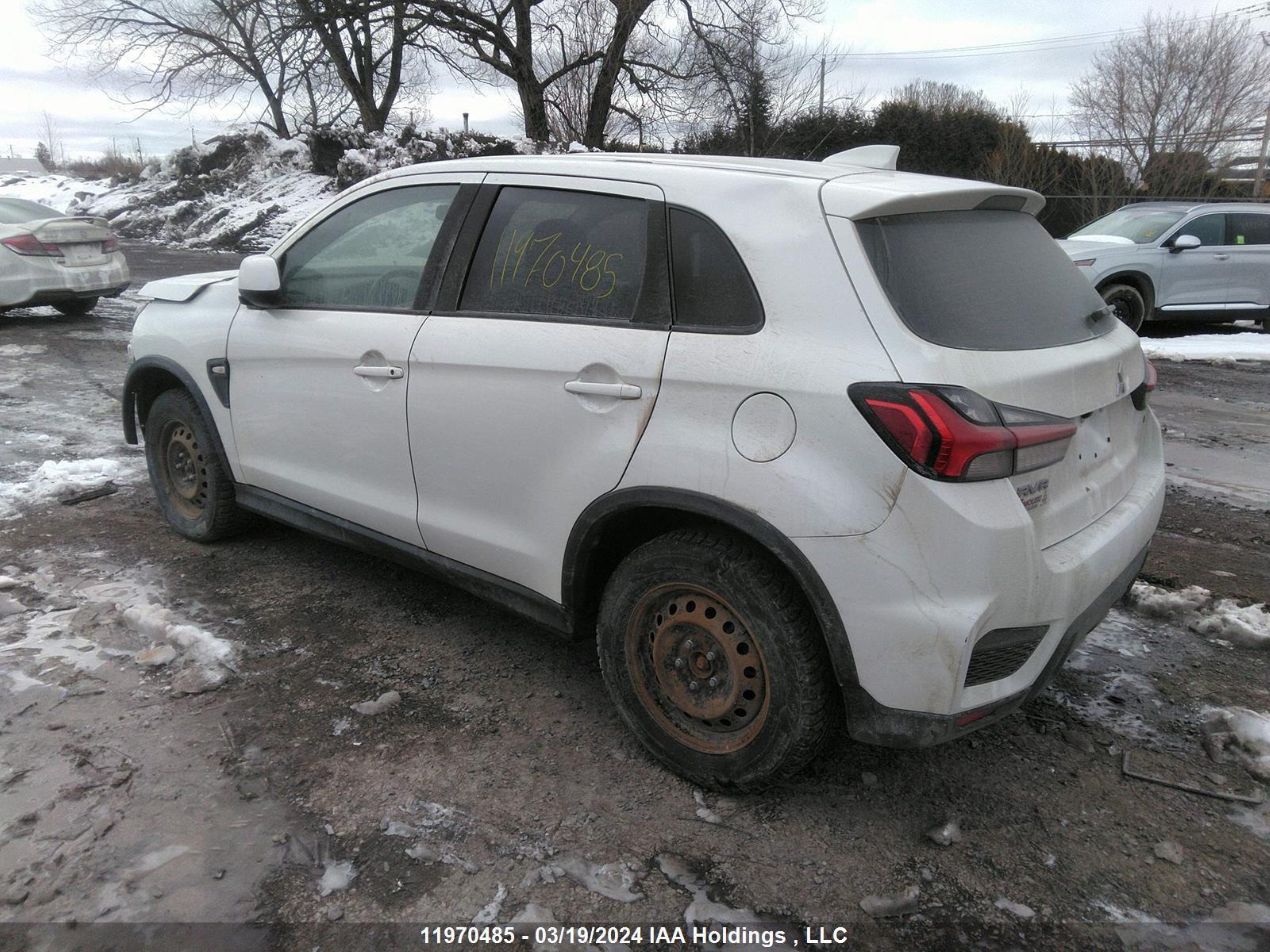 Photo 2 VIN: JA4AJ3AUXLU601377 - MITSUBISHI RVR ES 