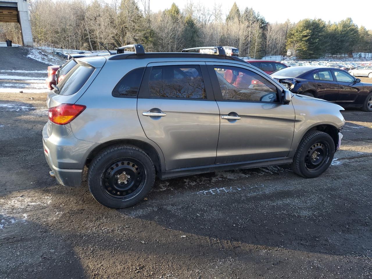 Photo 2 VIN: JA4AJ4AU2BZ601493 - MITSUBISHI OUTLANDER 