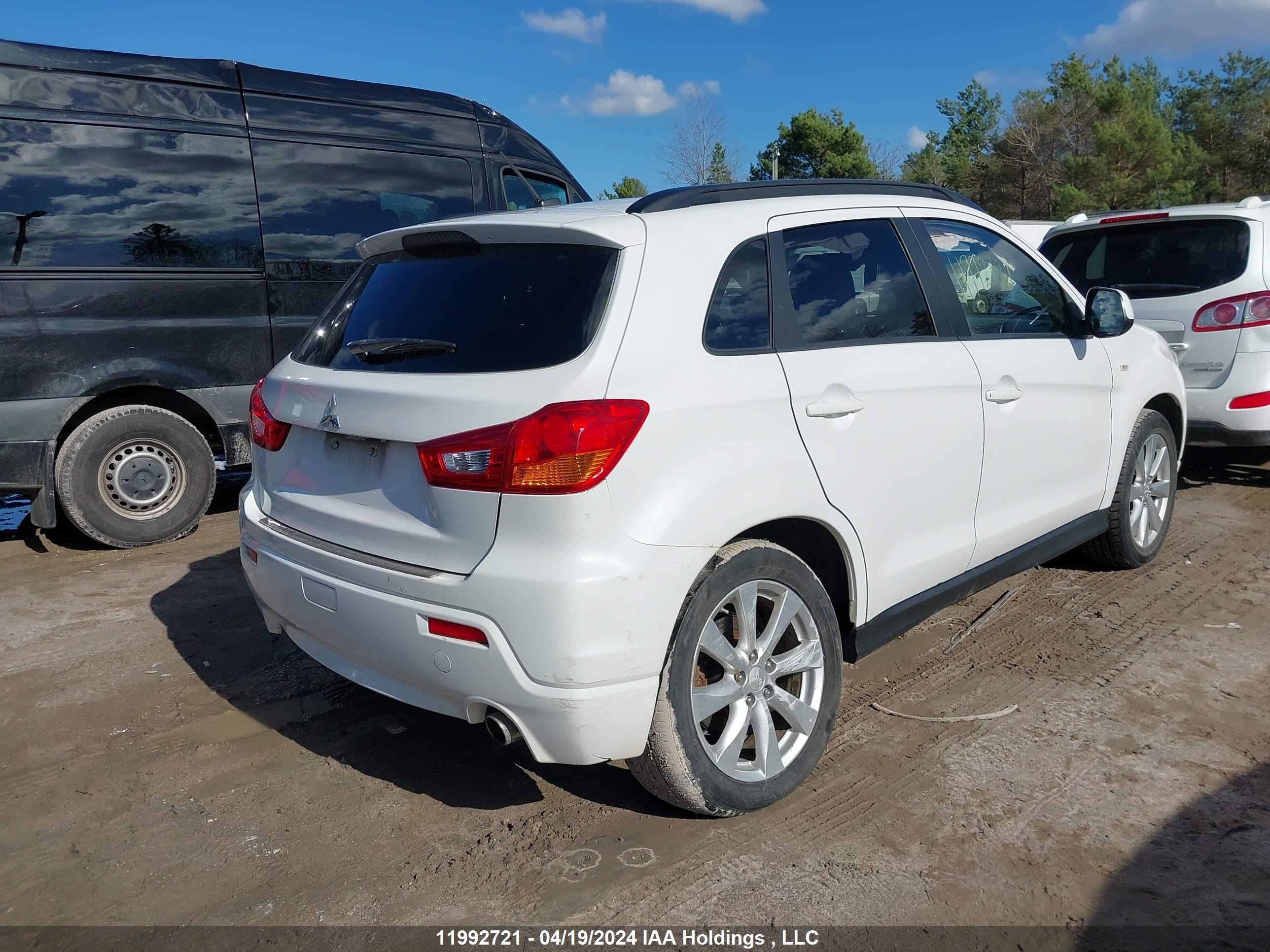 Photo 5 VIN: JA4AJ4AU3CZ600242 - MITSUBISHI RVR 