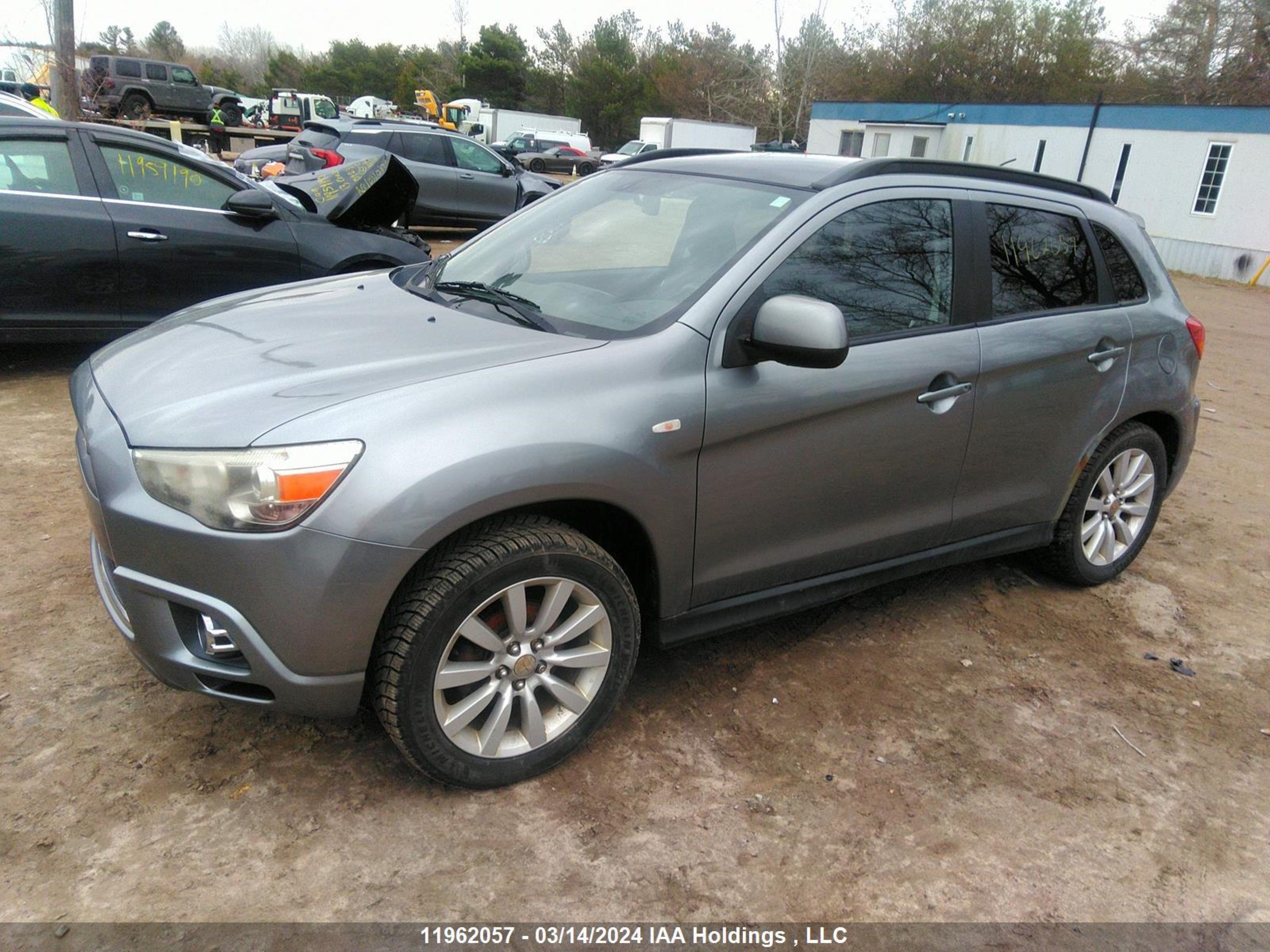 Photo 1 VIN: JA4AJ4AU5BZ602542 - MITSUBISHI RVR 