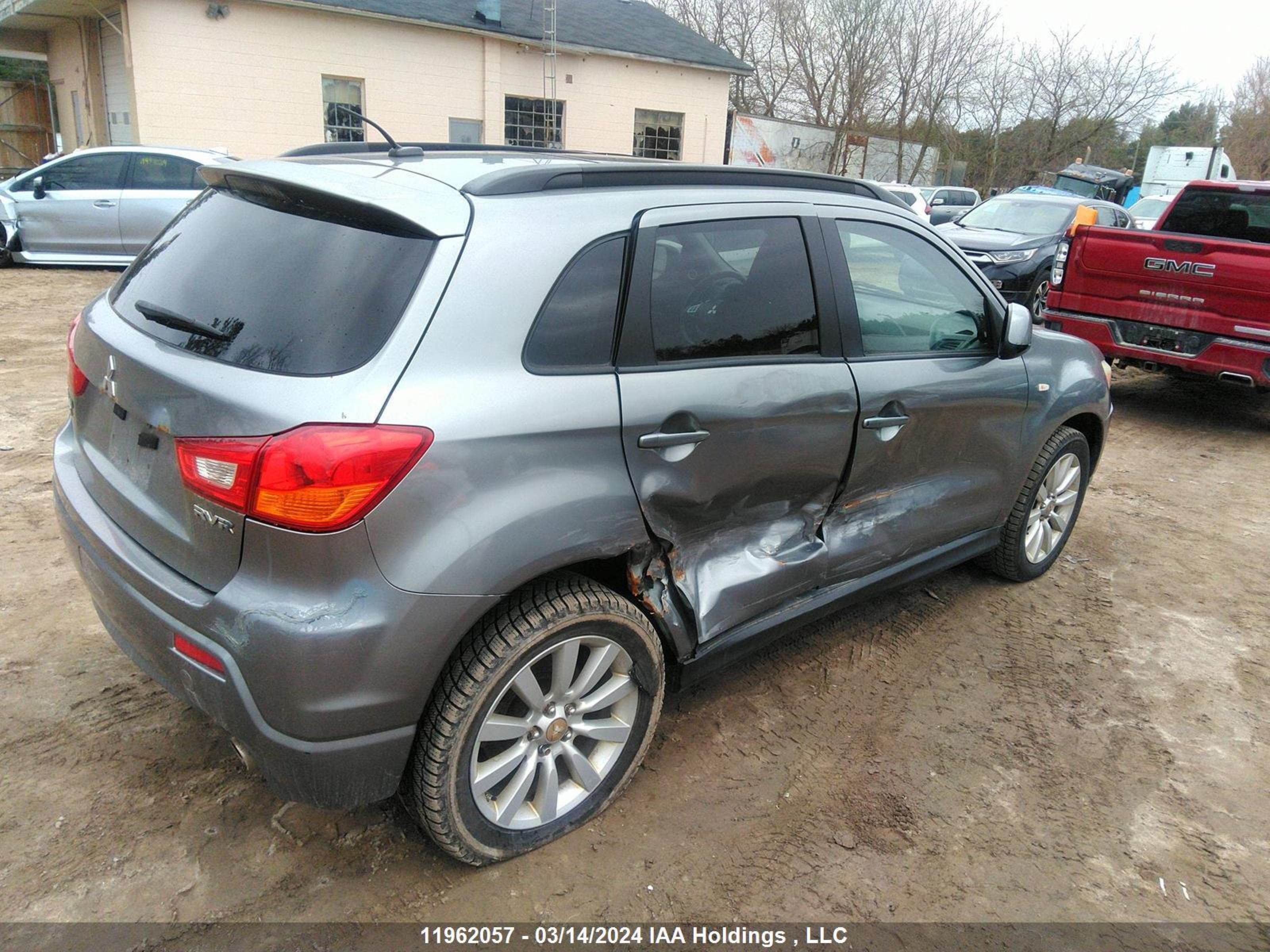 Photo 3 VIN: JA4AJ4AU5BZ602542 - MITSUBISHI RVR 