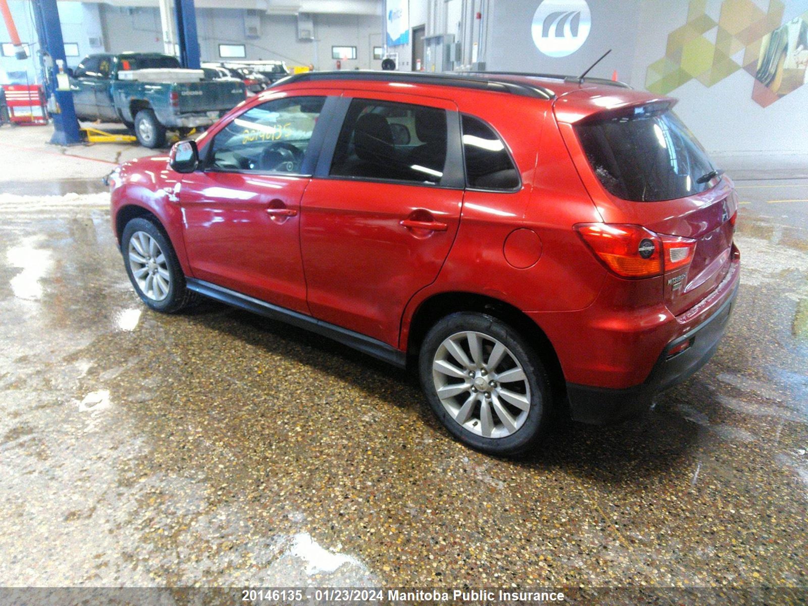 Photo 2 VIN: JA4AJ4AU6BZ604820 - MITSUBISHI RVR 