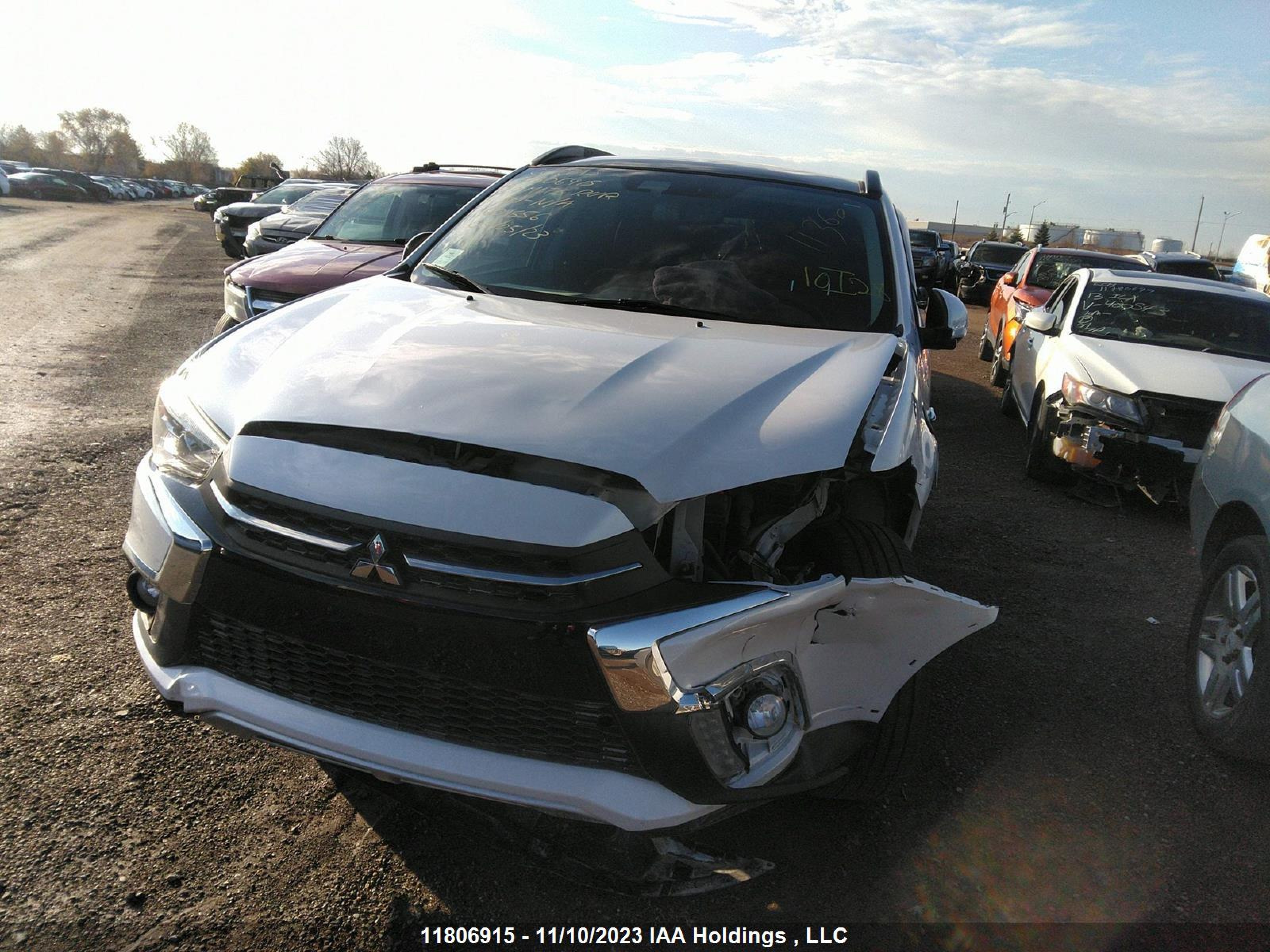 Photo 5 VIN: JA4AJ4AW2KU601556 - MITSUBISHI RVR 