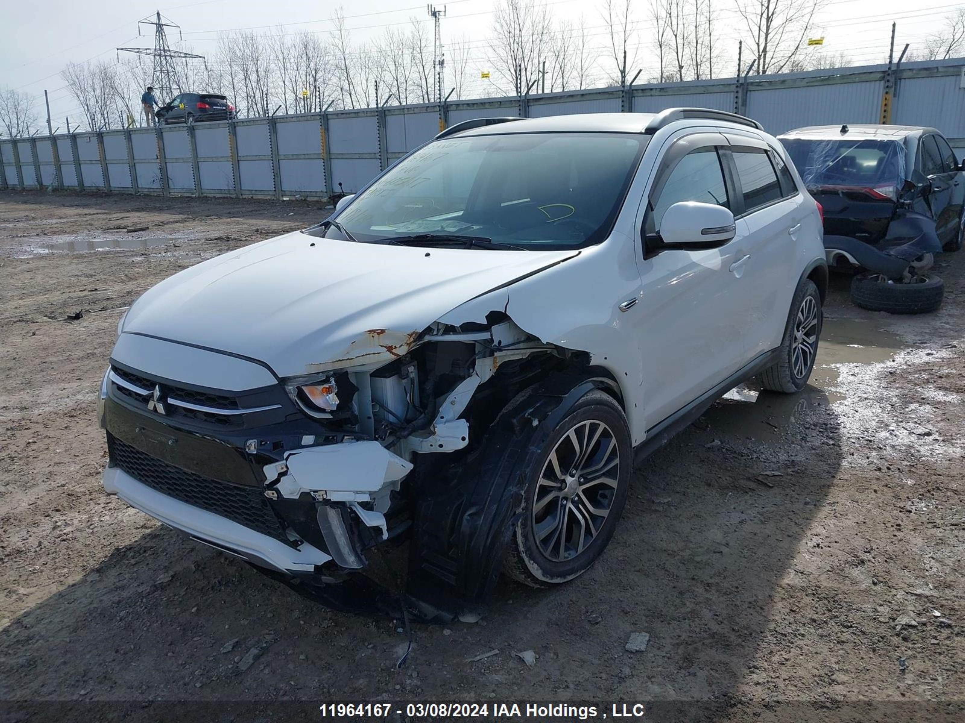 Photo 1 VIN: JA4AJ4AW3JZ605617 - MITSUBISHI RVR 