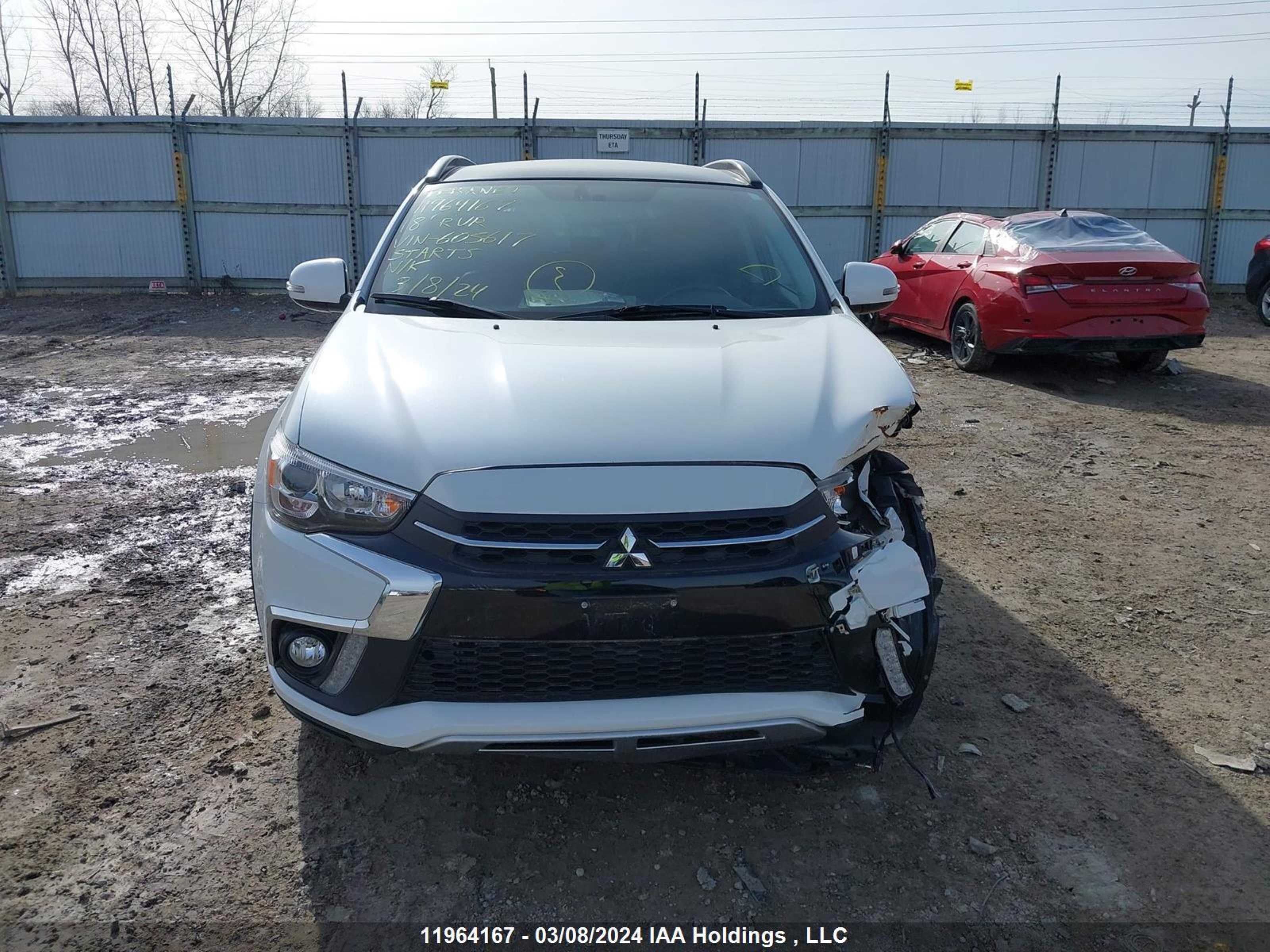 Photo 11 VIN: JA4AJ4AW3JZ605617 - MITSUBISHI RVR 