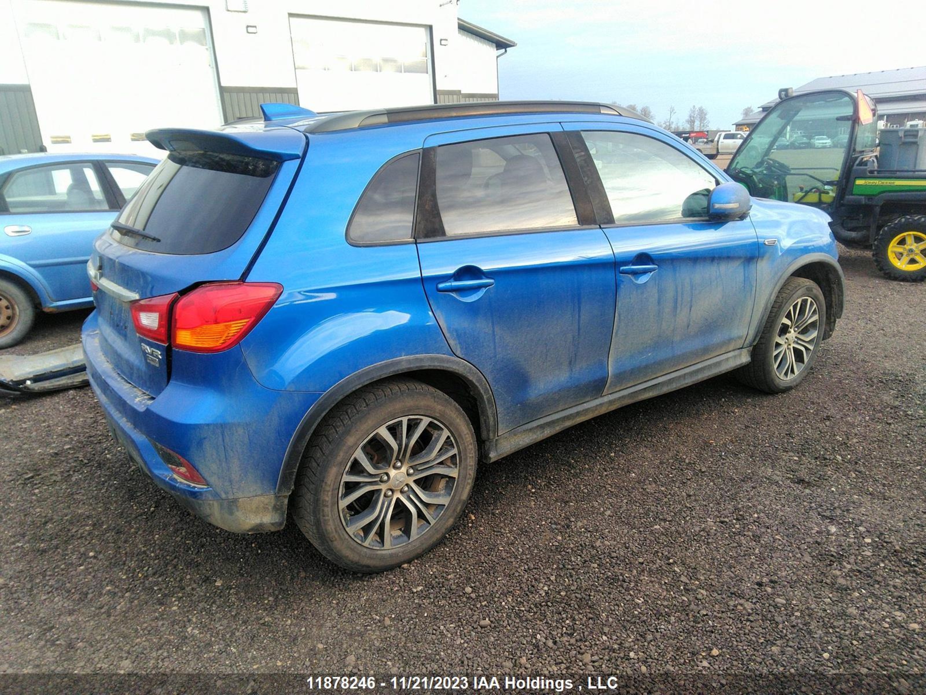 Photo 3 VIN: JA4AJ4AW3KU605728 - MITSUBISHI RVR 