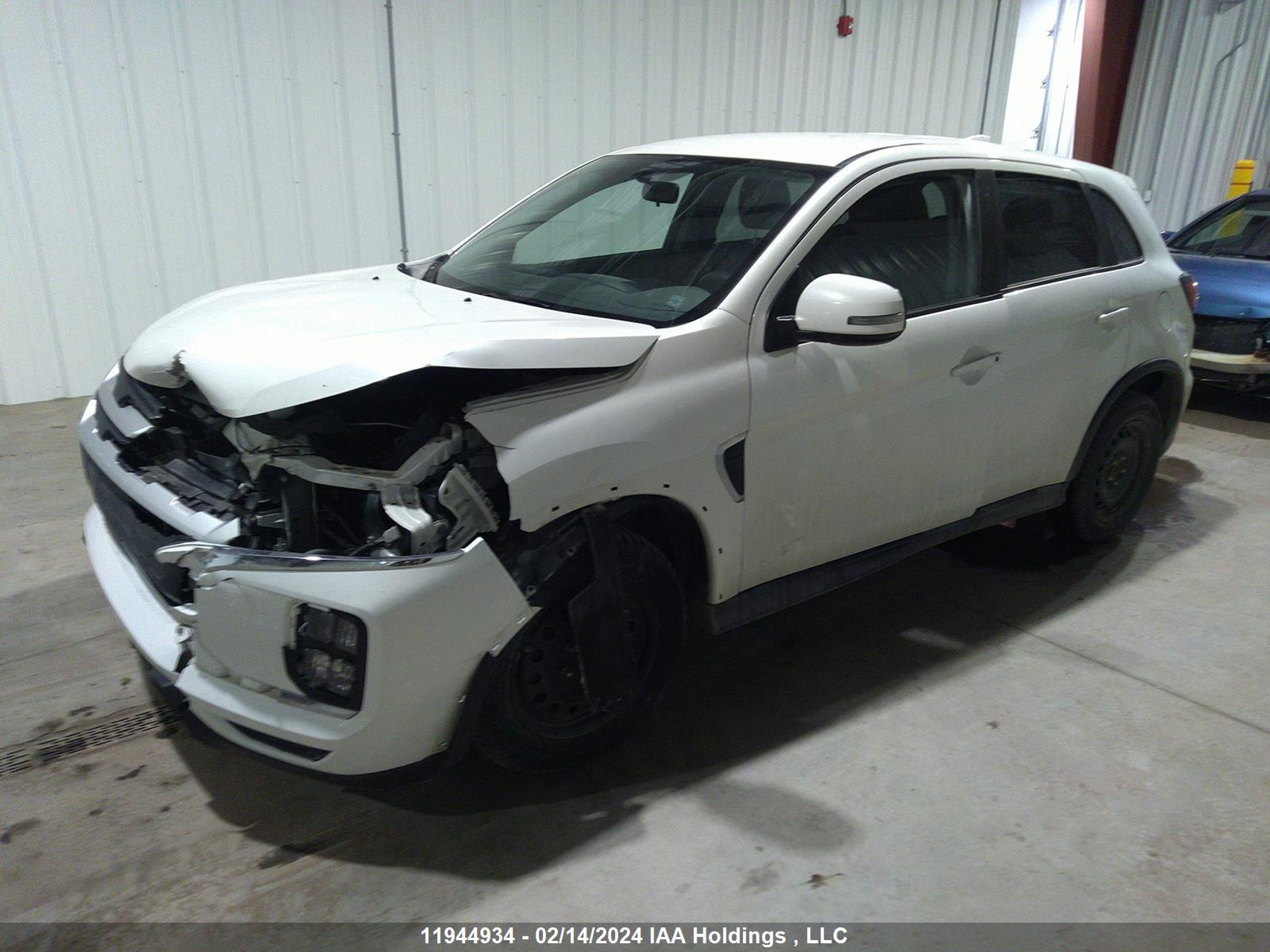 Photo 1 VIN: JA4AJ4AW3LU601115 - MITSUBISHI RVR 