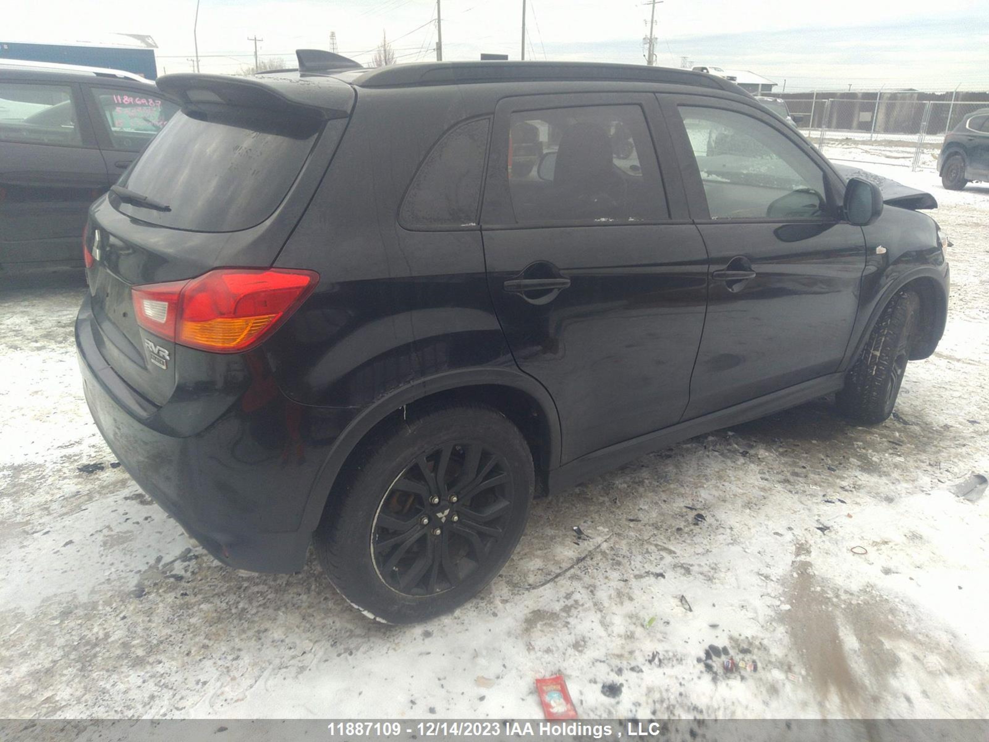 Photo 3 VIN: JA4AJ4AW4HZ607760 - MITSUBISHI RVR 