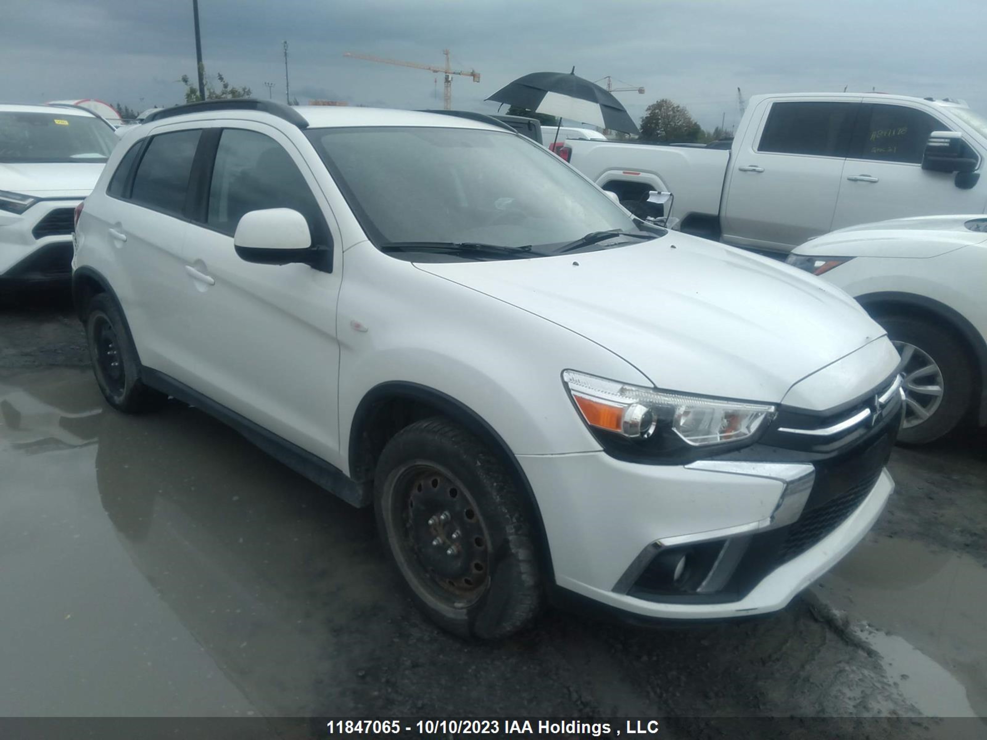 Photo 0 VIN: JA4AJ4AW5JU602053 - MITSUBISHI RVR 