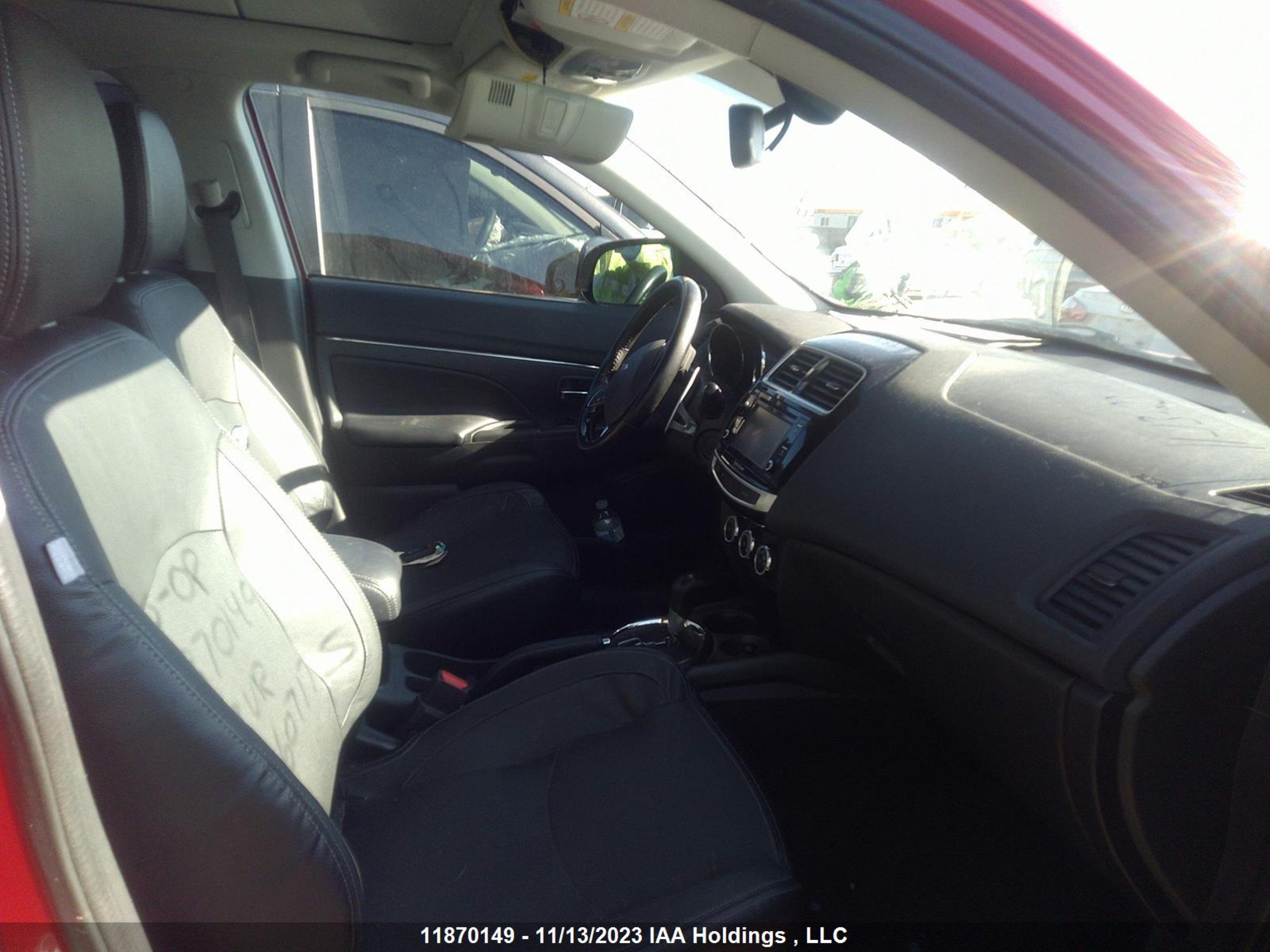 Photo 4 VIN: JA4AJ4AW6GZ607175 - MITSUBISHI RVR 