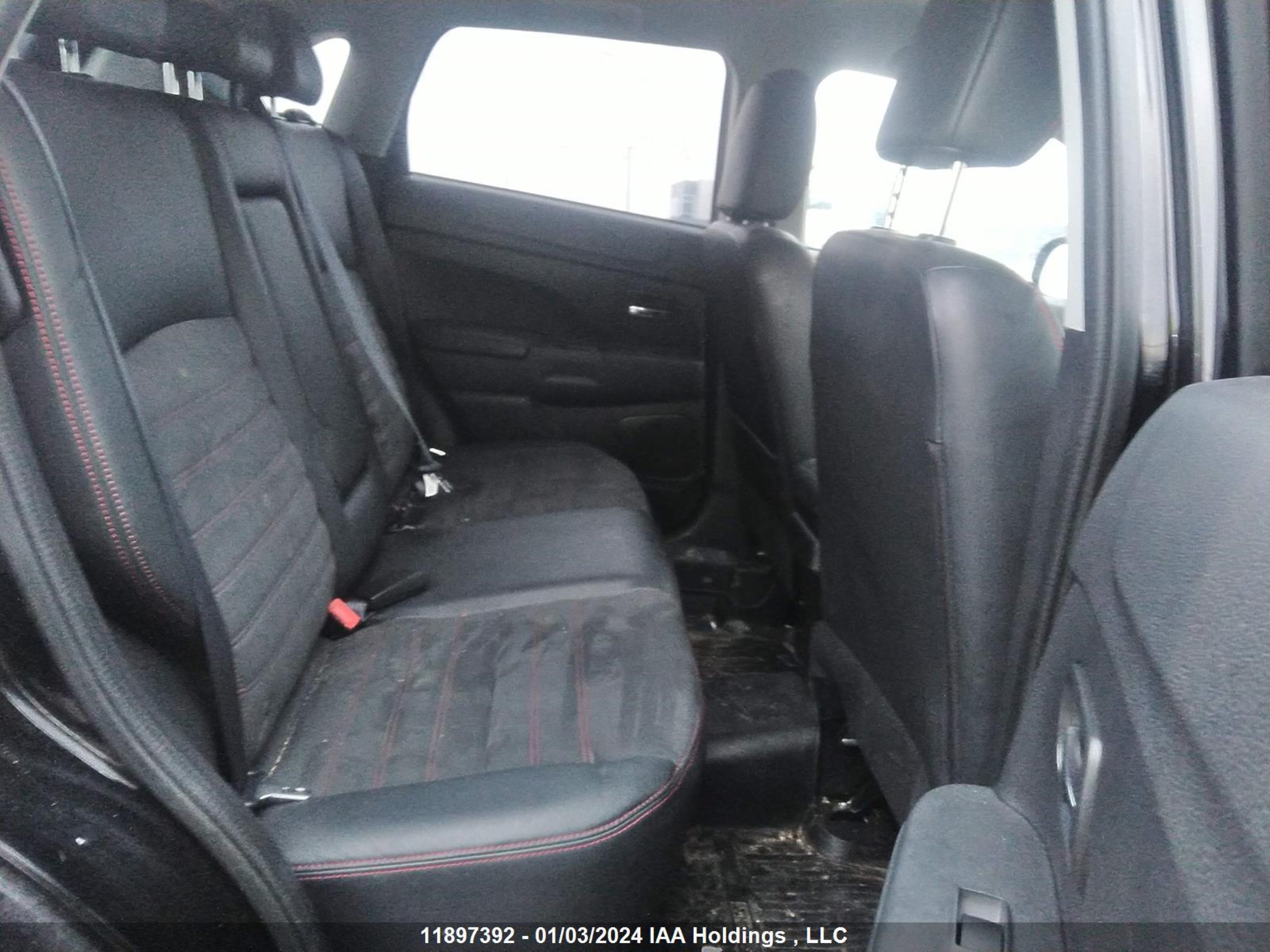 Photo 7 VIN: JA4AJ4AW6KU601513 - MITSUBISHI RVR 