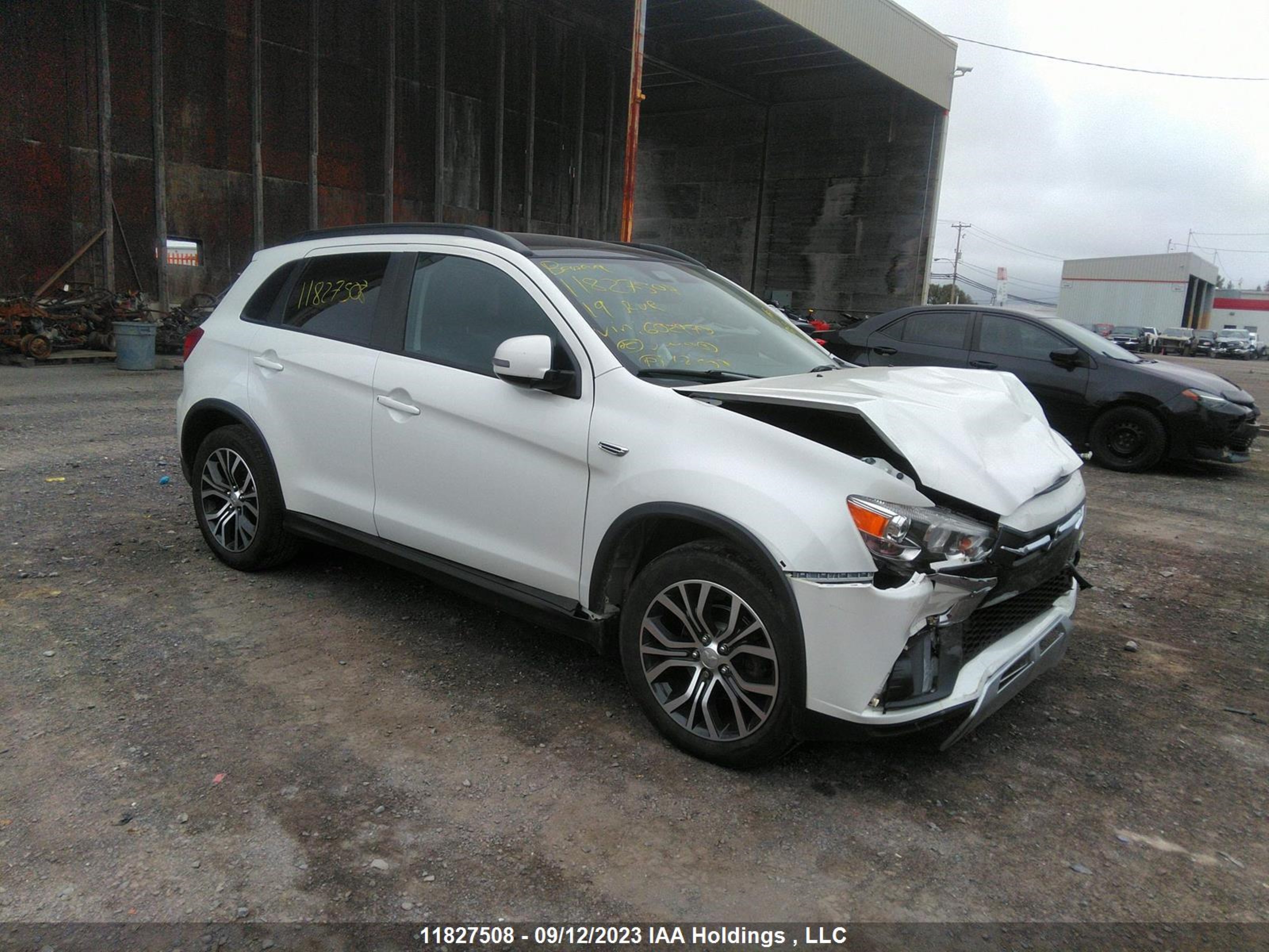 Photo 0 VIN: JA4AJ4AW6KU602970 - MITSUBISHI RVR 