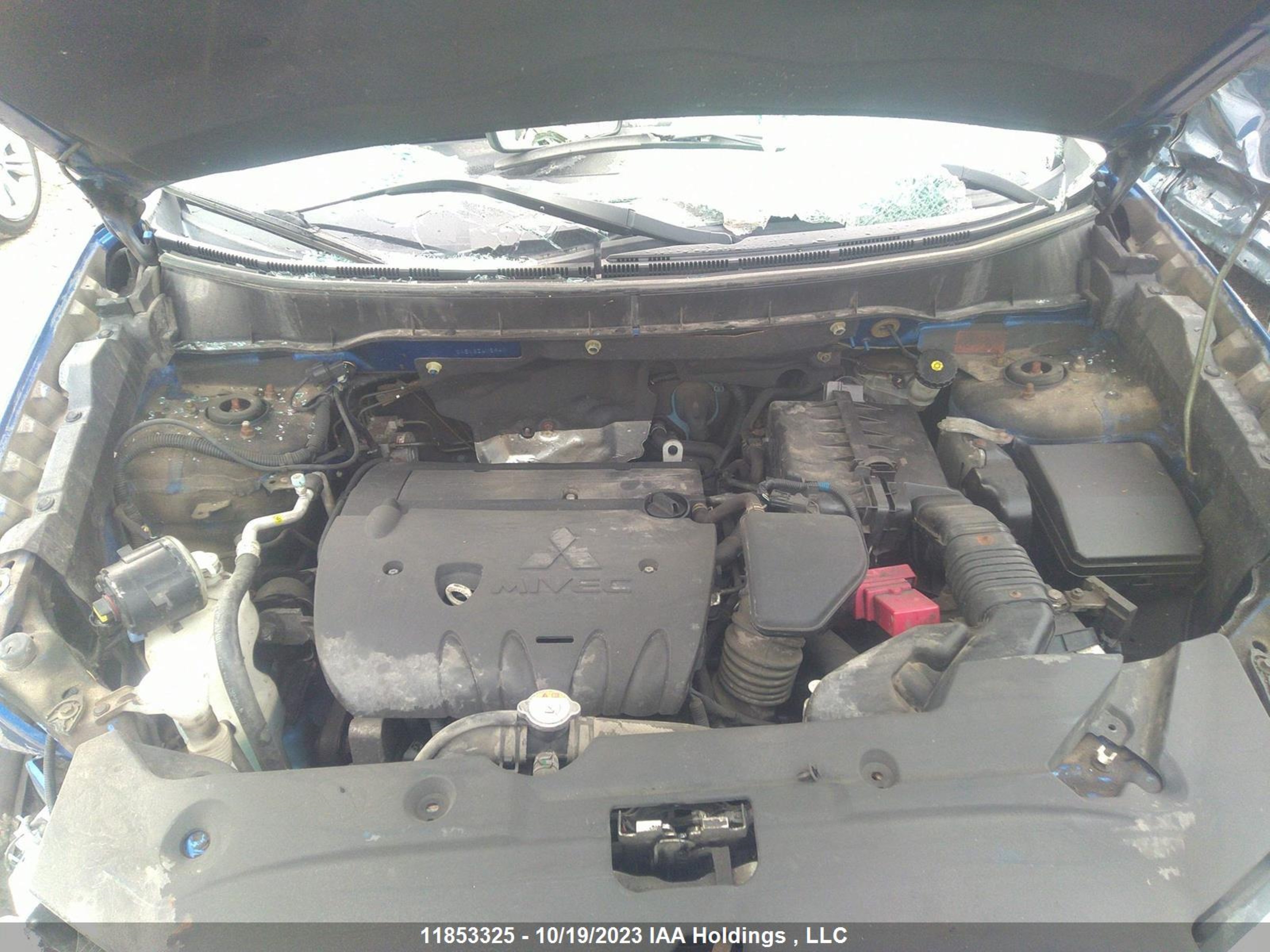 Photo 9 VIN: JA4AJ4AW9GZ605940 - MITSUBISHI RVR 