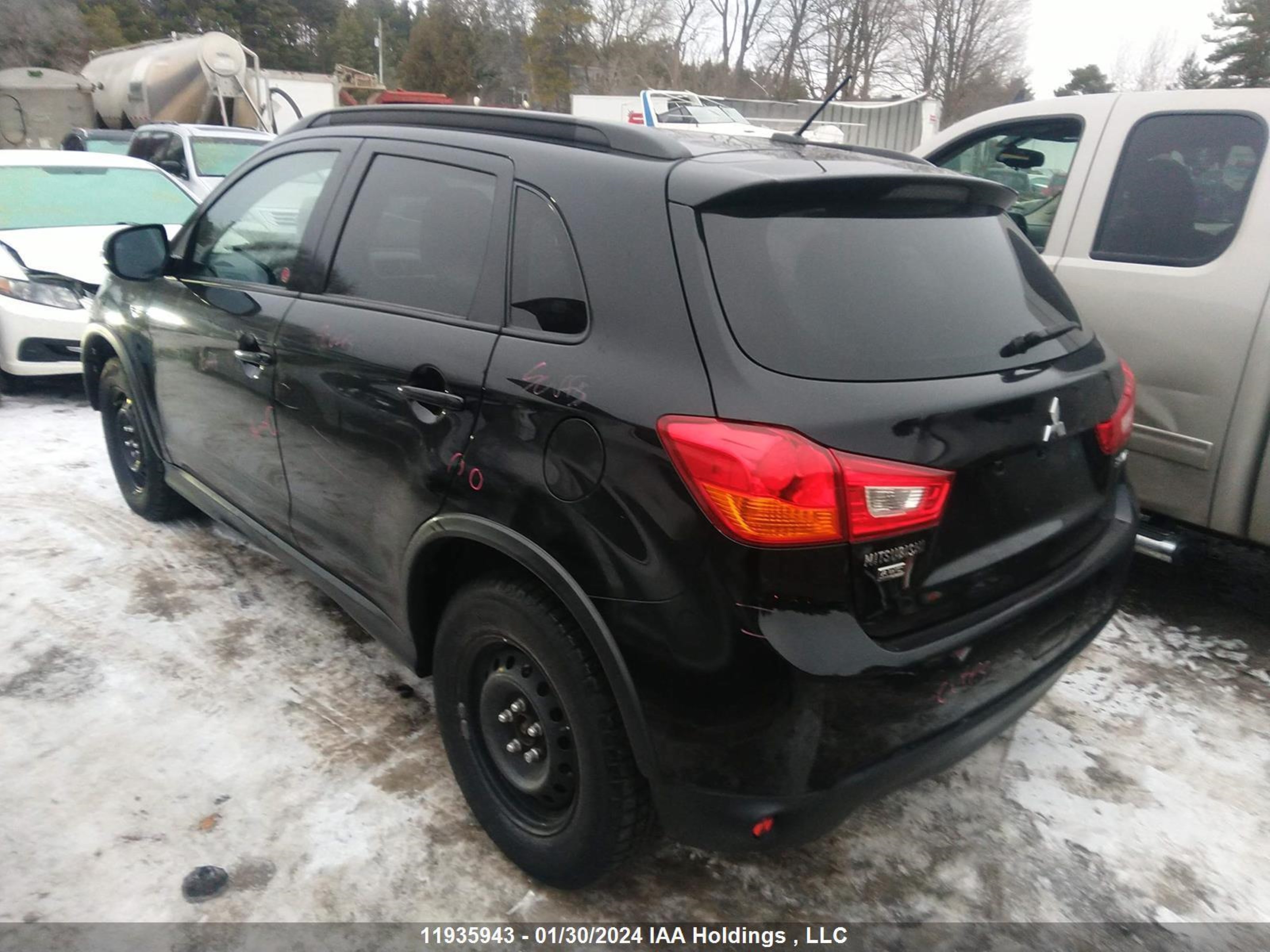 Photo 2 VIN: JA4AJ4AW9GZ612418 - MITSUBISHI RVR 