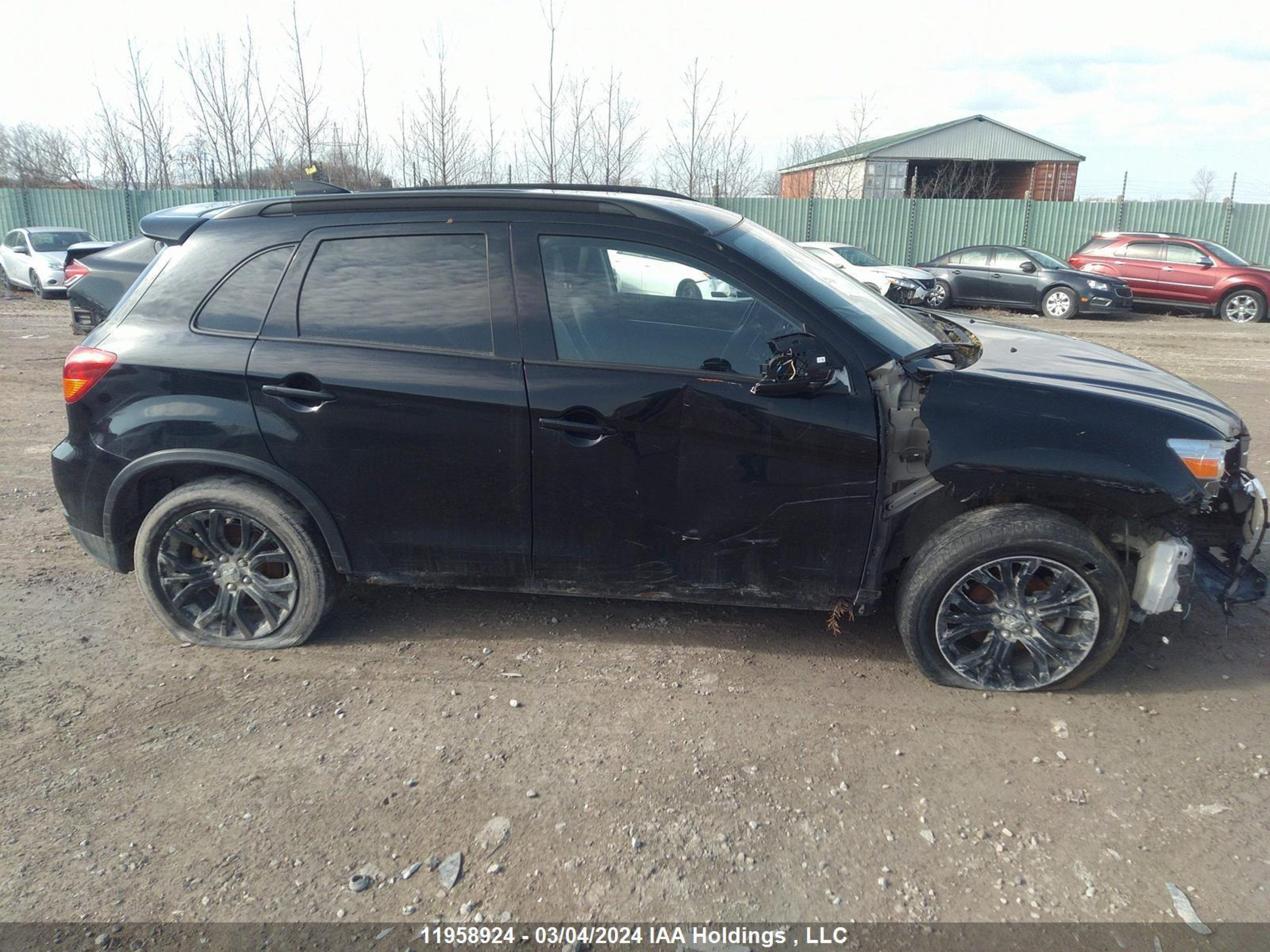 Photo 12 VIN: JA4AJ4AW9KU600856 - MITSUBISHI RVR 