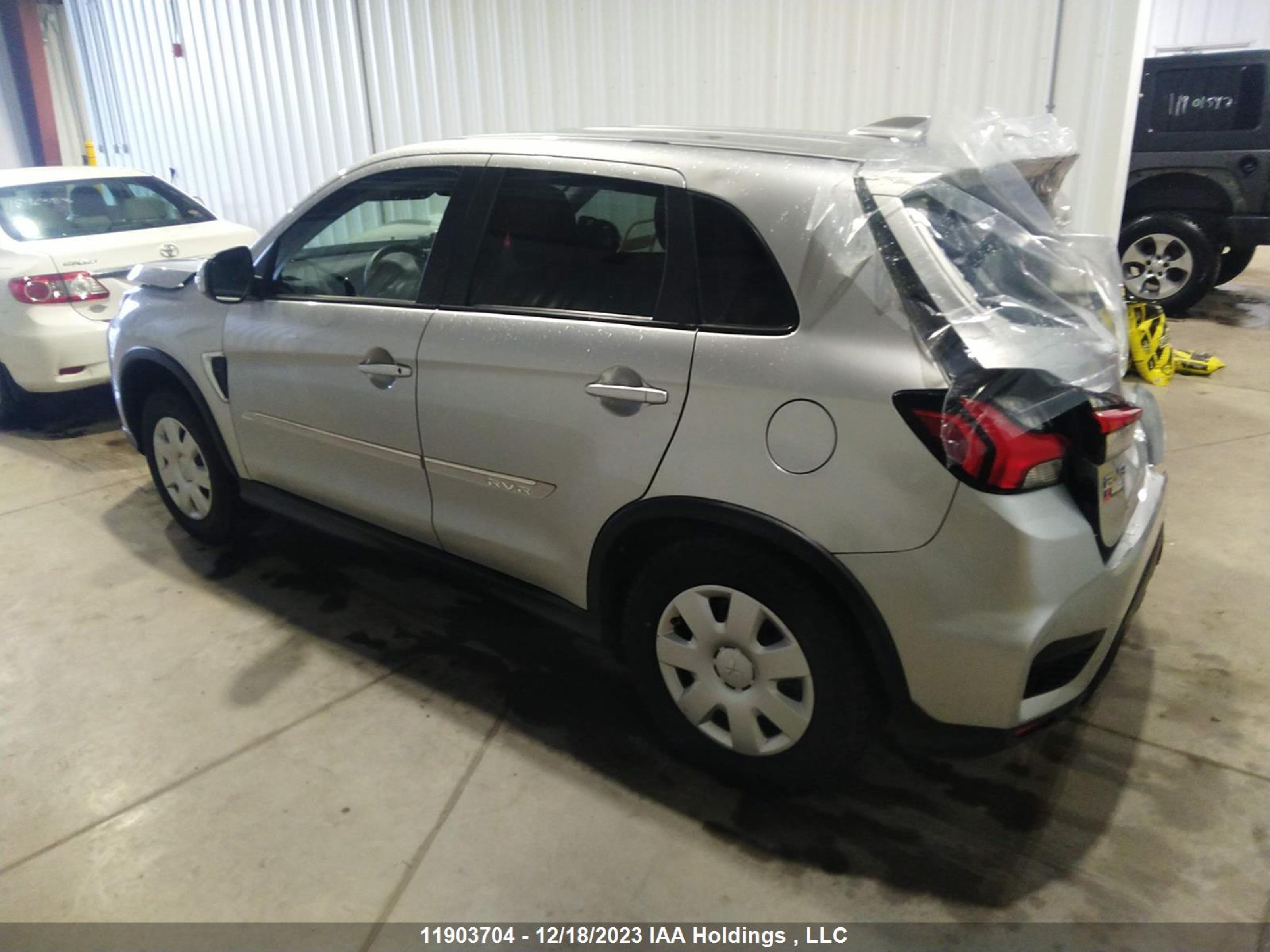 Photo 2 VIN: JA4AJ4AW9LU600843 - MITSUBISHI RVR 