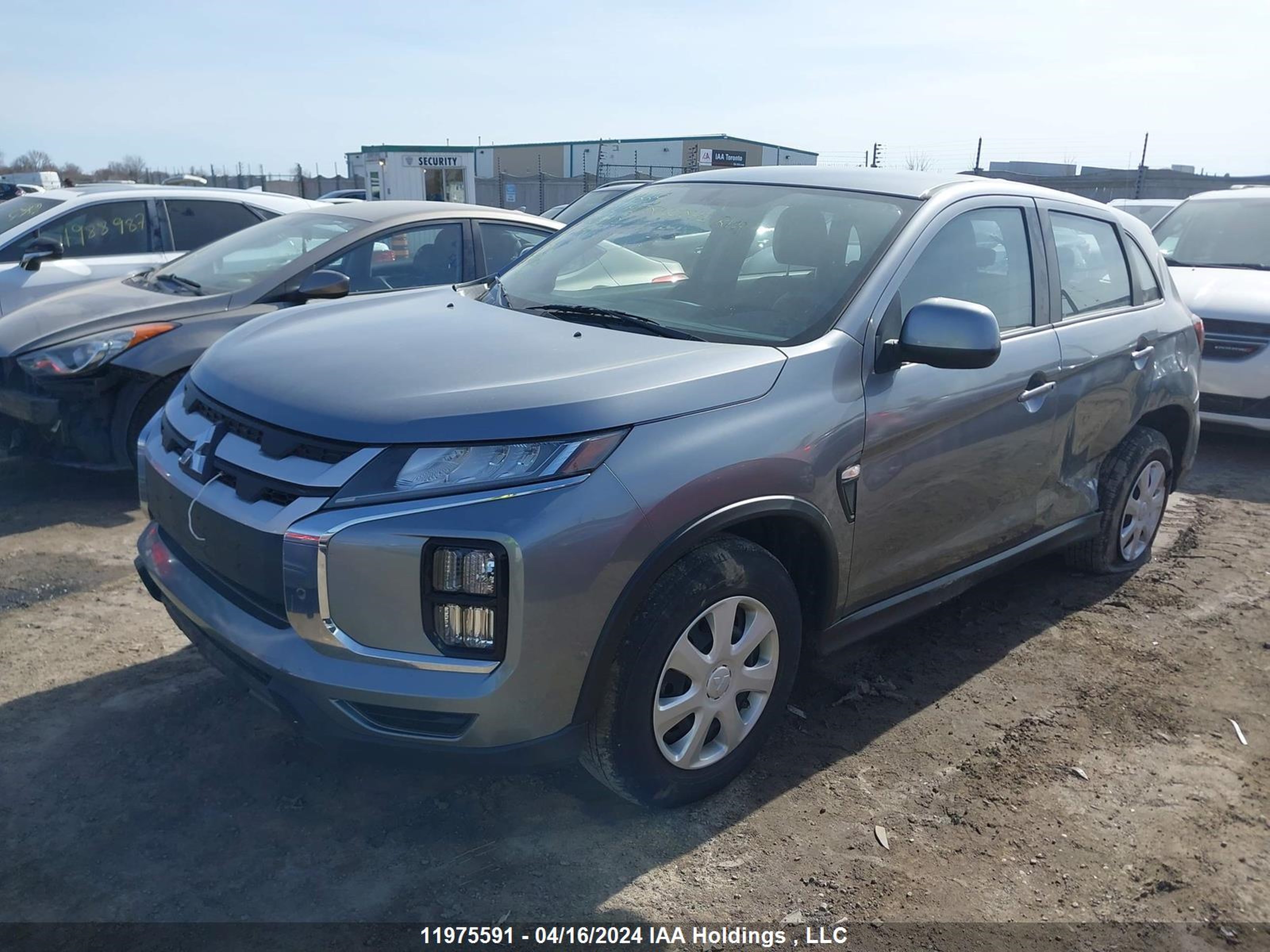 Photo 1 VIN: JA4AJUAU7NU605413 - MITSUBISHI RVR 