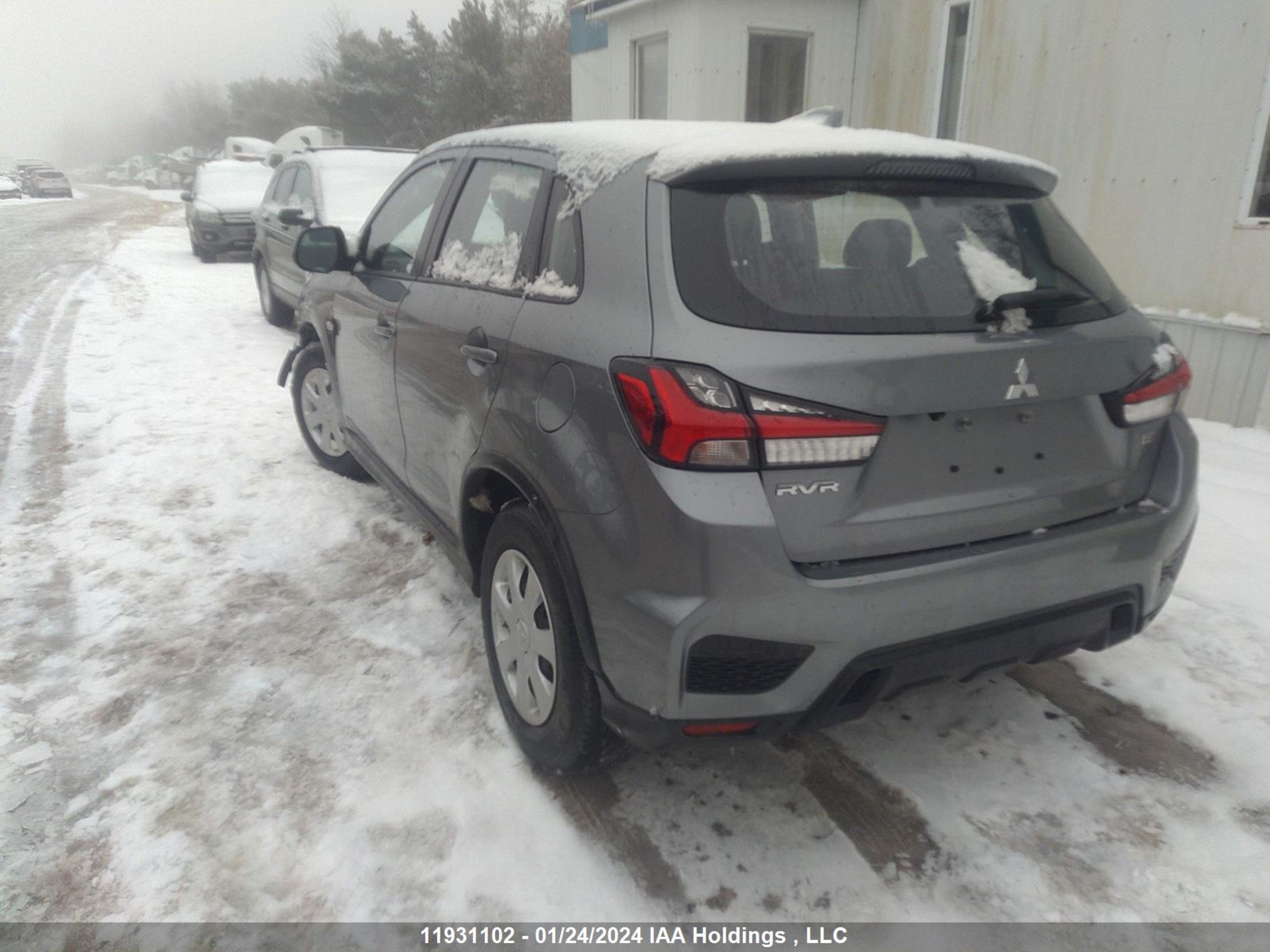 Photo 2 VIN: JA4AJUAU7PU606337 - MITSUBISHI RVR 